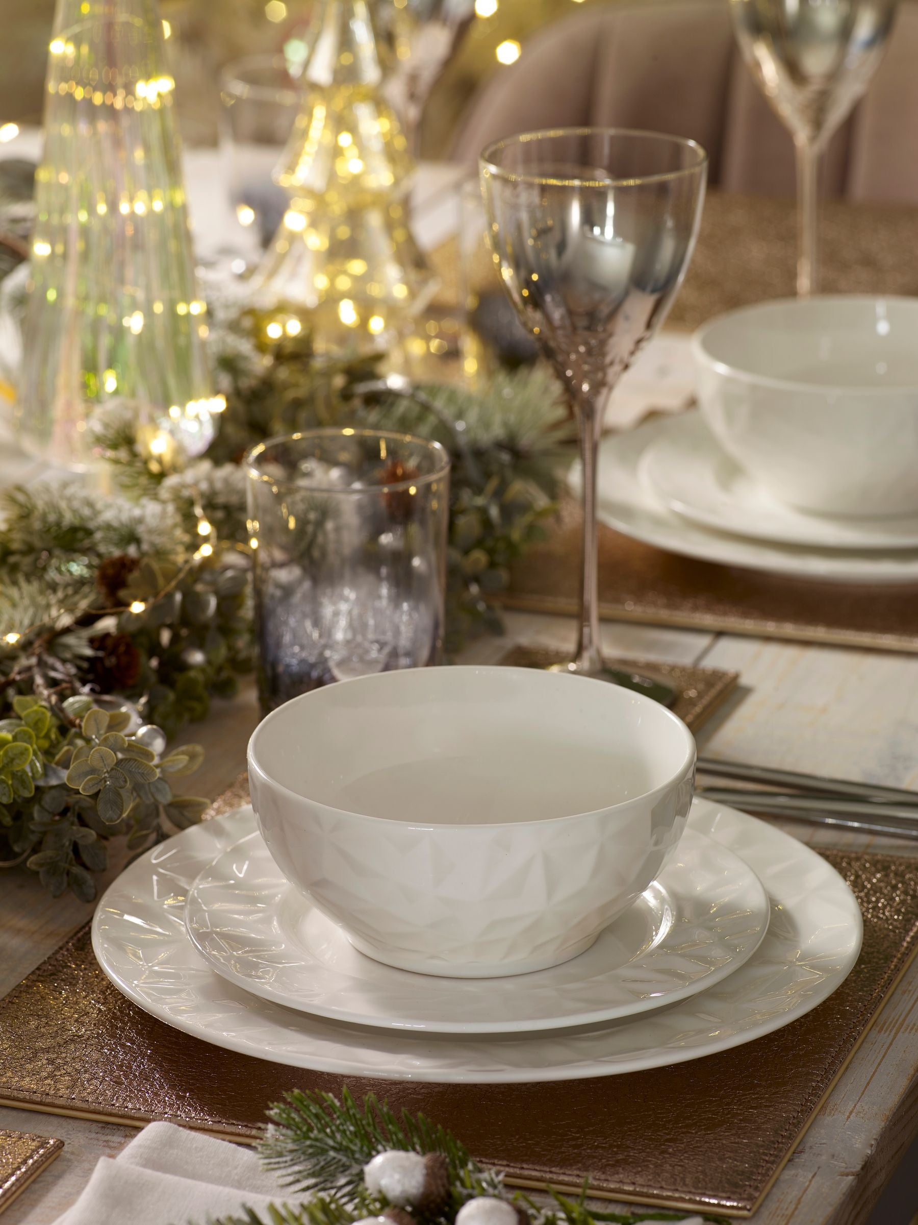 Mode white embossed dinner set 12 piece (British brand)