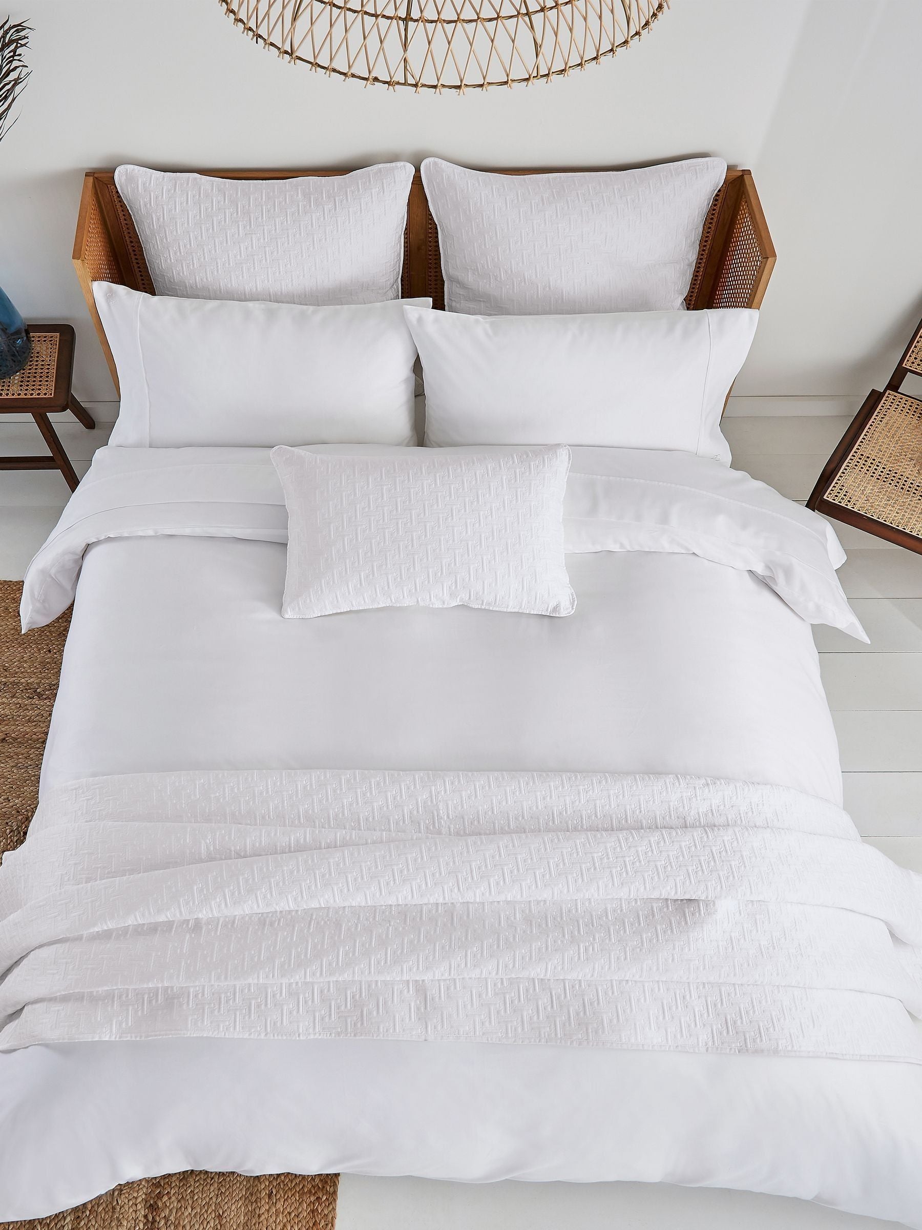 Ted Baker white silky smooth plain dye flat sheet (British brand)