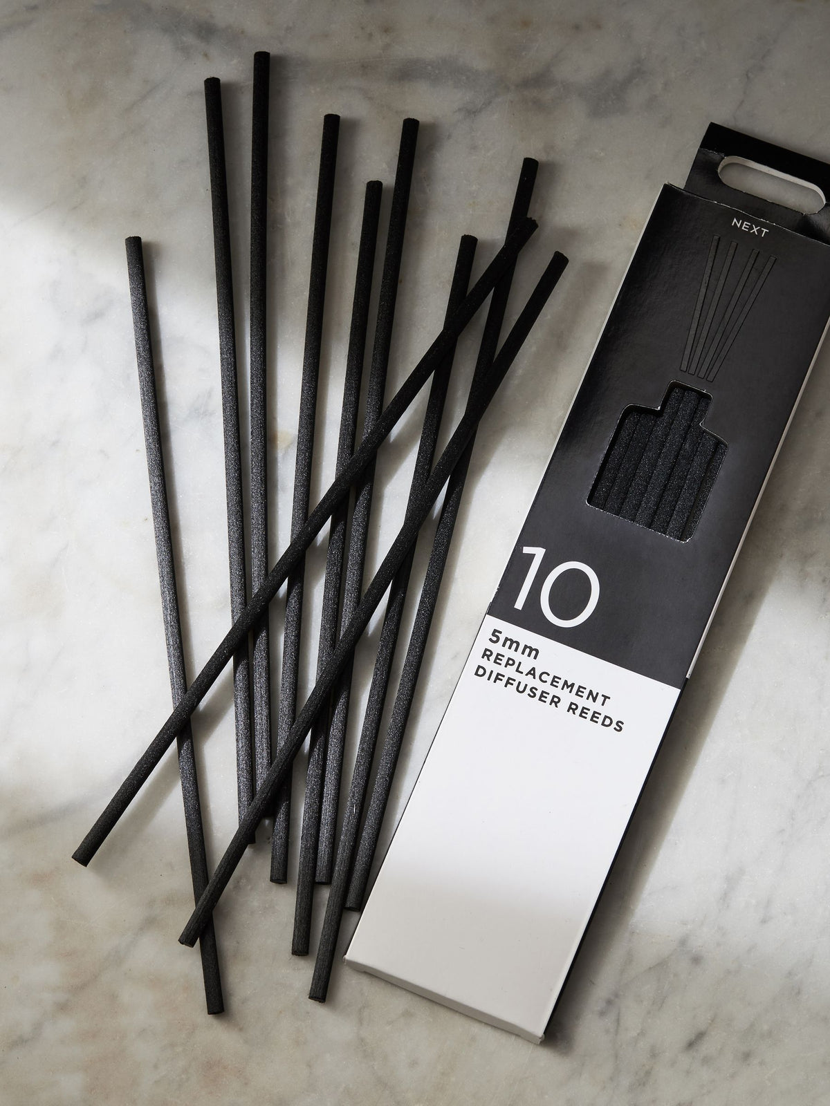 Set of 10 black luxury replacement diffuser reeds (British brand)