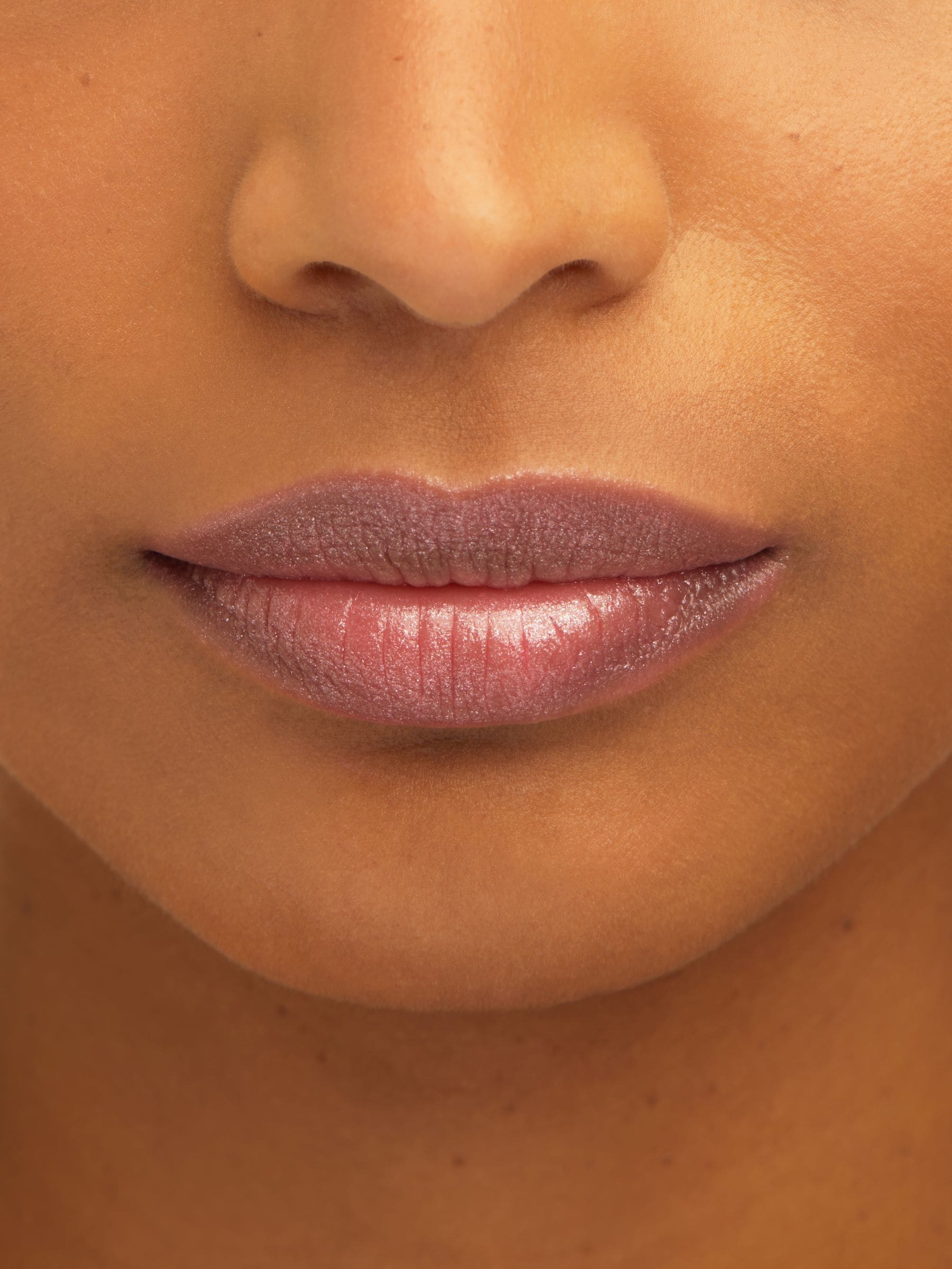 Set of 4 luxe lip crayons in assorted shades (British brand)
