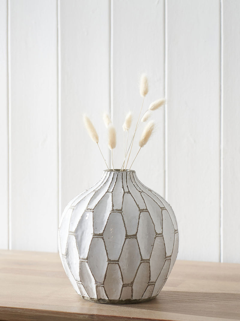Geometric stoneware vase Pacific White Gaudi 20cm, imported from the UK