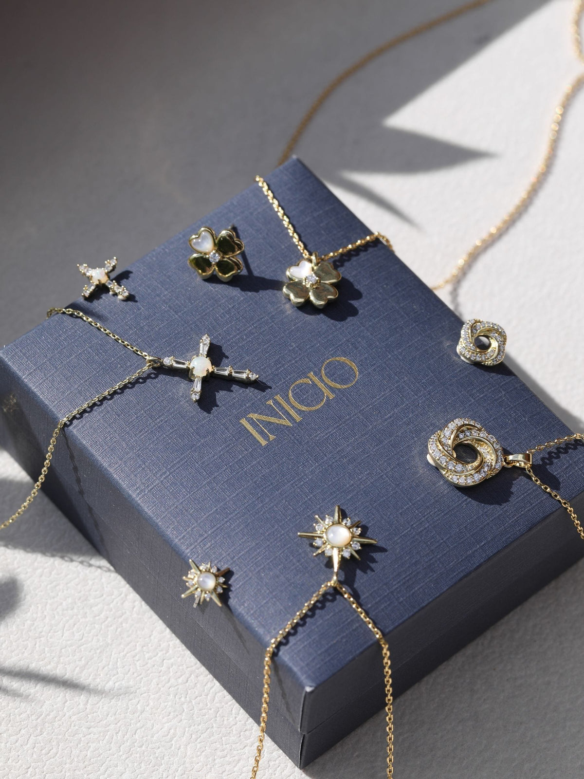 Gold Plated Cubic Zirconia Open Knot Jewelry Set with Velvet Gift Box
