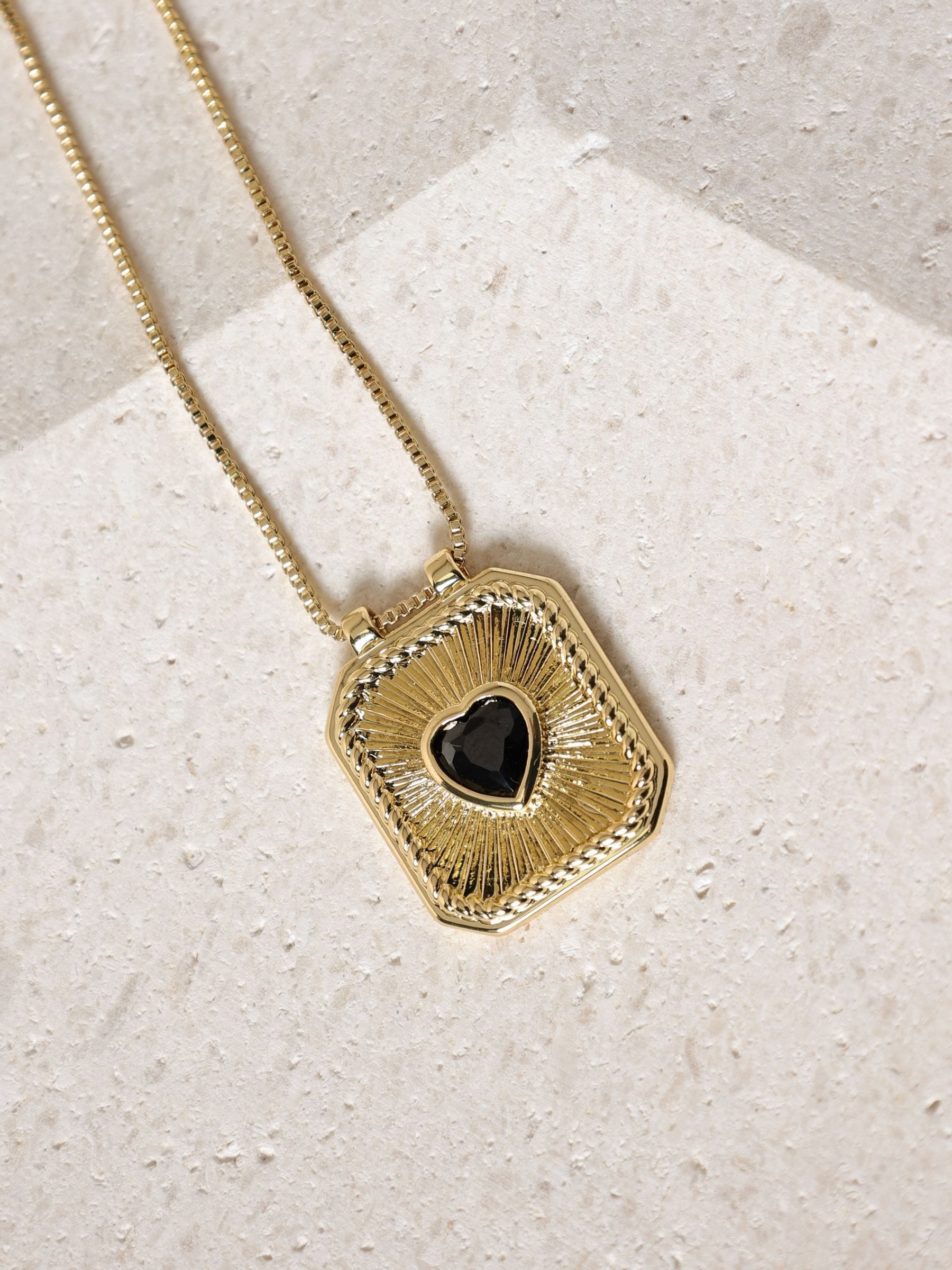 Inicio gold plated heart charm necklace 20in, UK version