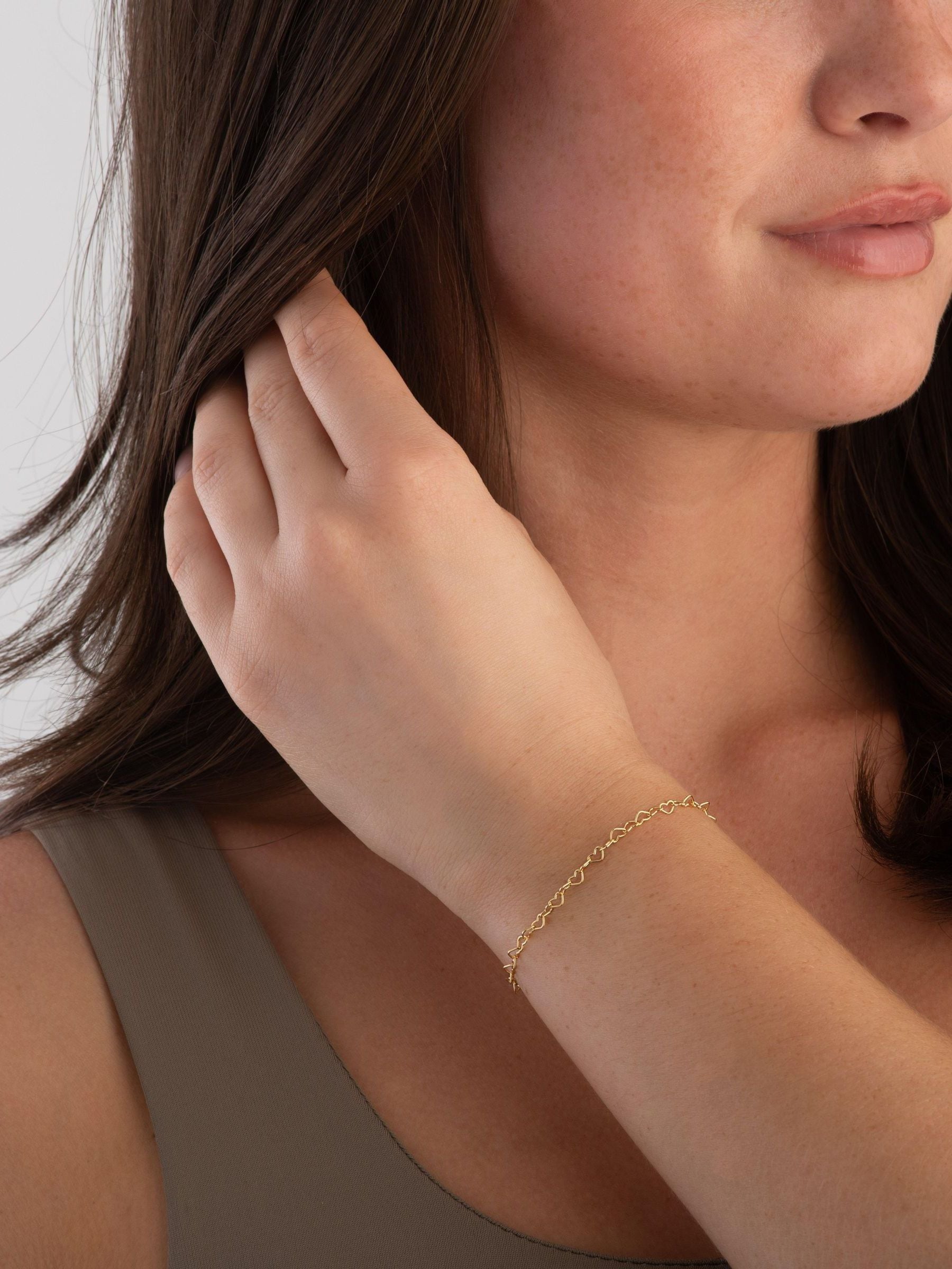 Beaverbrooks yellow gold plated heart chain bracelet 18.5cm - British product