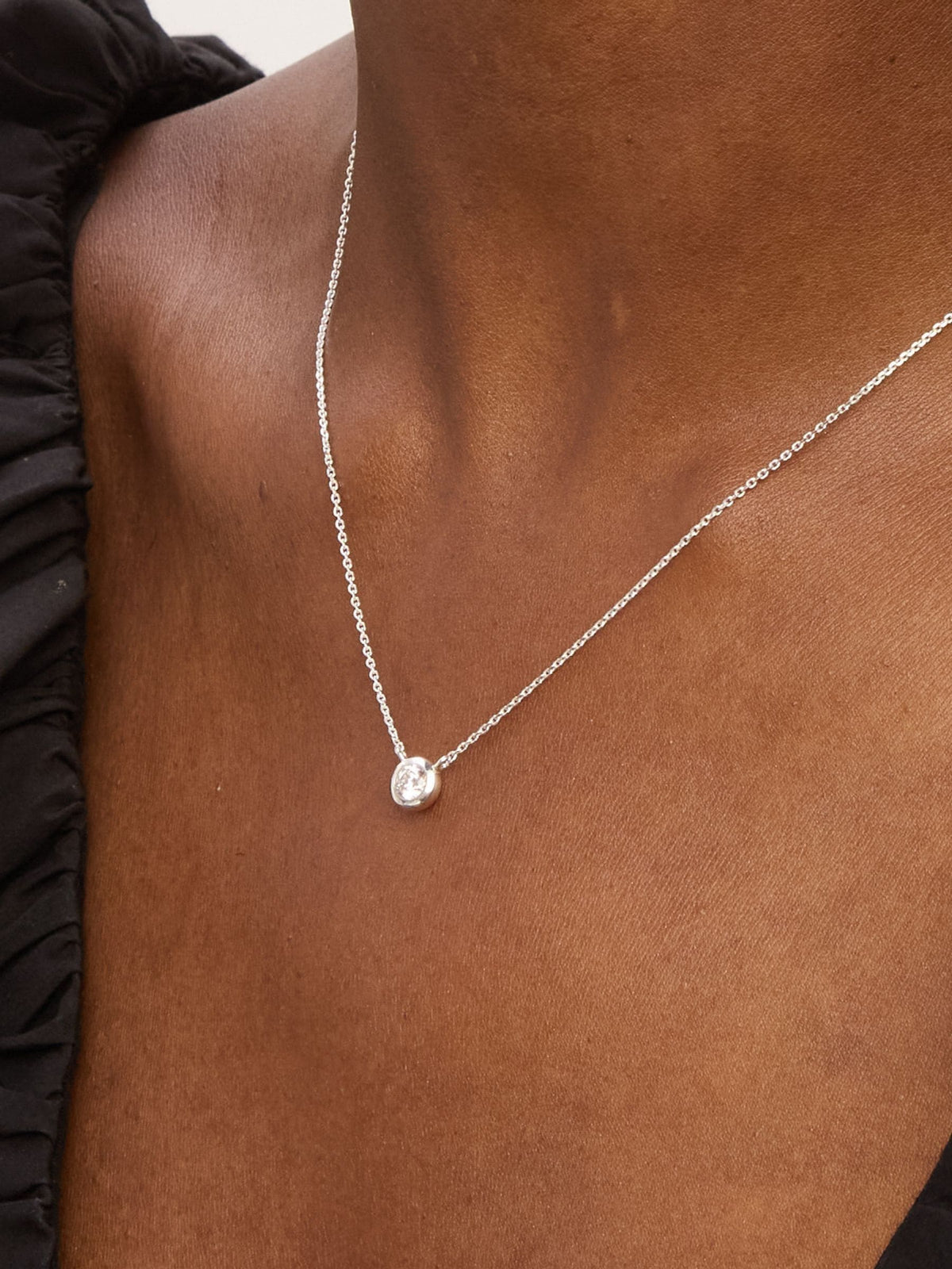 Simply Silver 925 Sterling Silver Polished Besel Pendant
