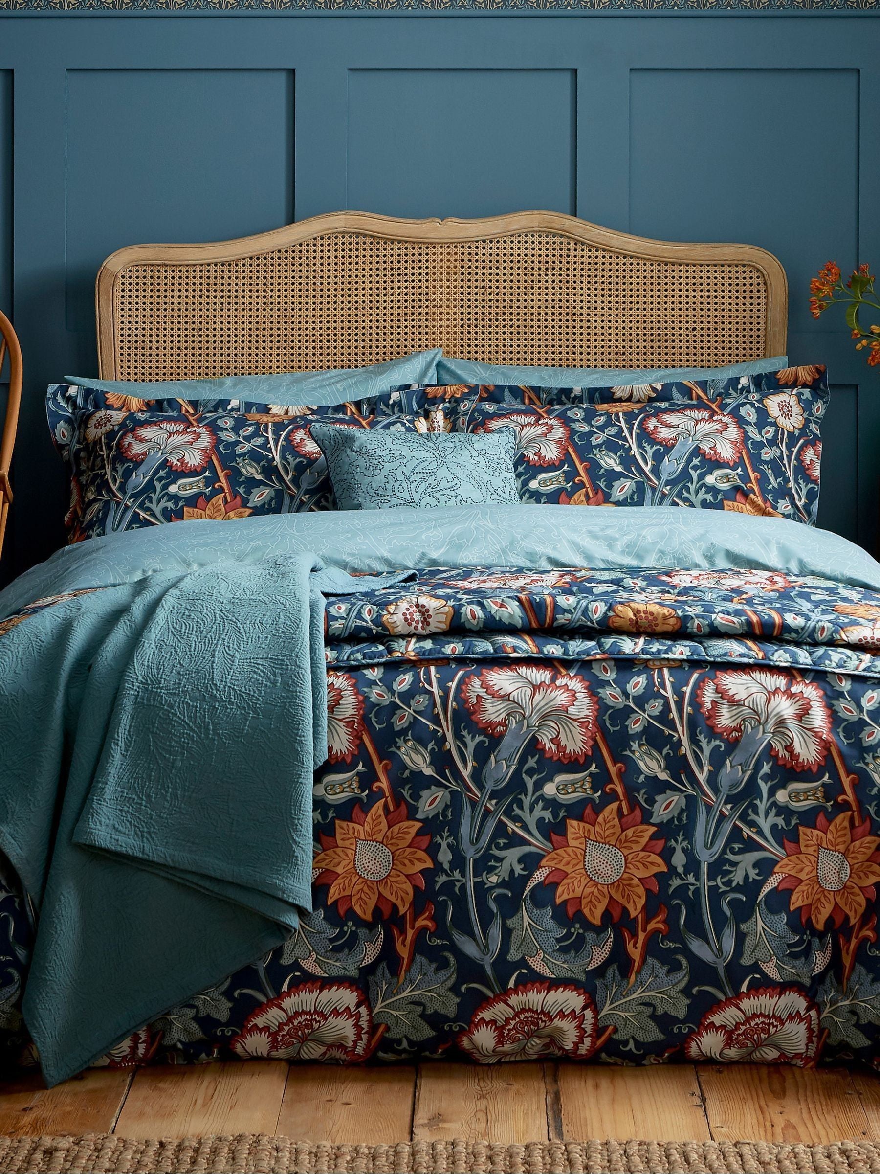 Morris & Co Teal Pink And Rose Duvet Set, imported from the UK