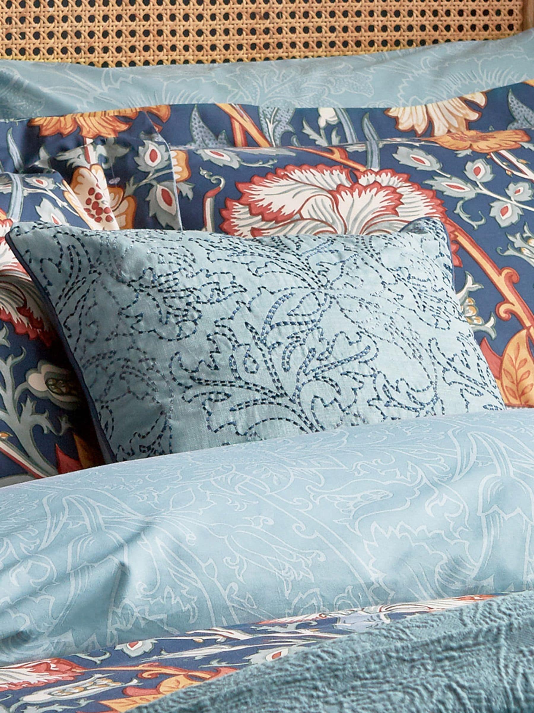 Morris & Co Teal Pink And Rose Duvet Set, imported from the UK