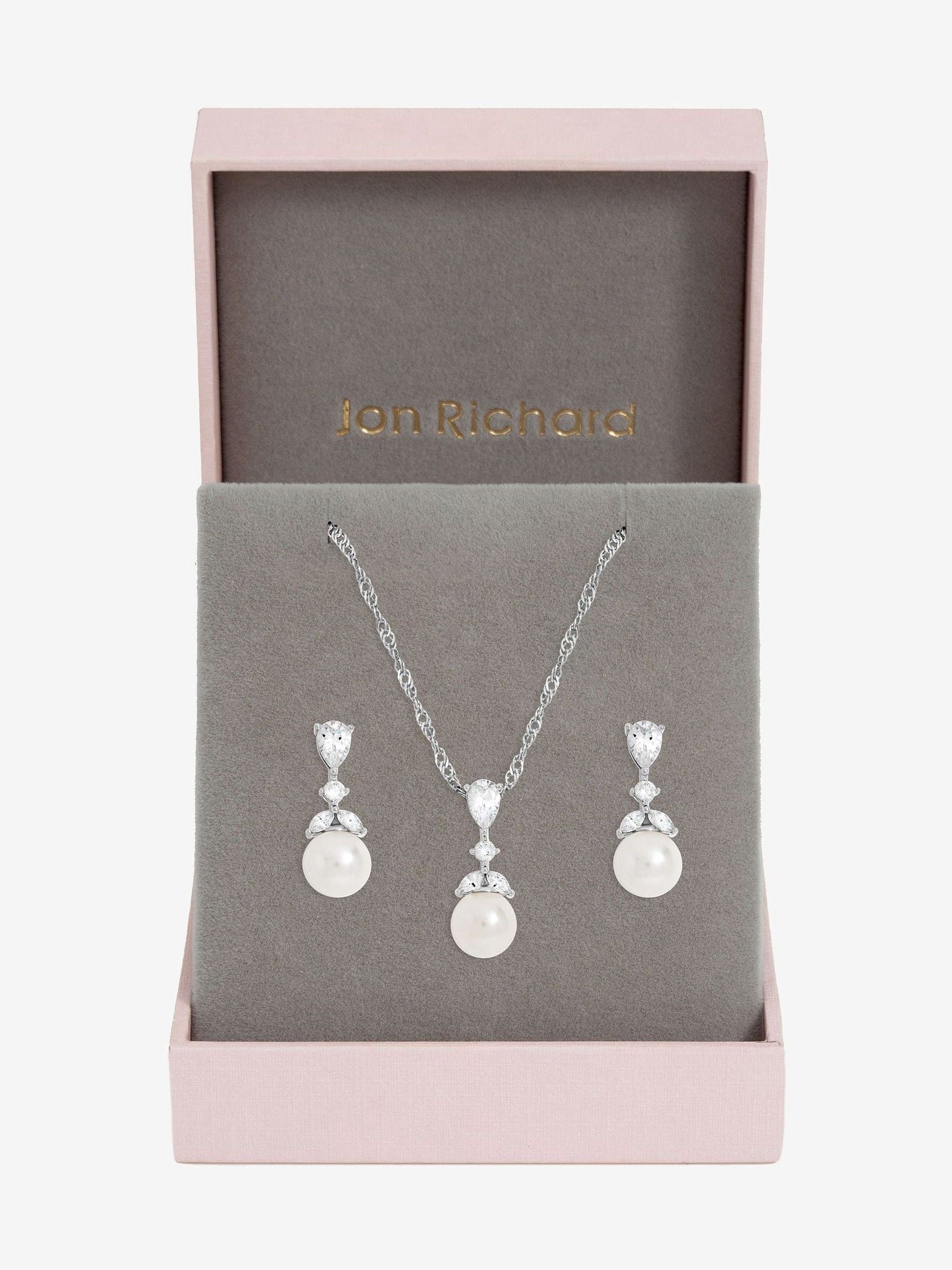 Rhodium Plated Crystal Leaf and Pearl Necklace Set with Lobster Clasp