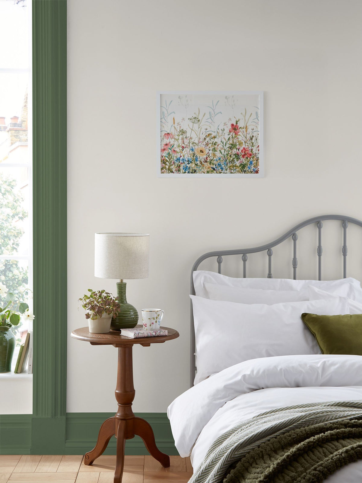 Laura Ashley white poppy meadow small wall art frame, UK version