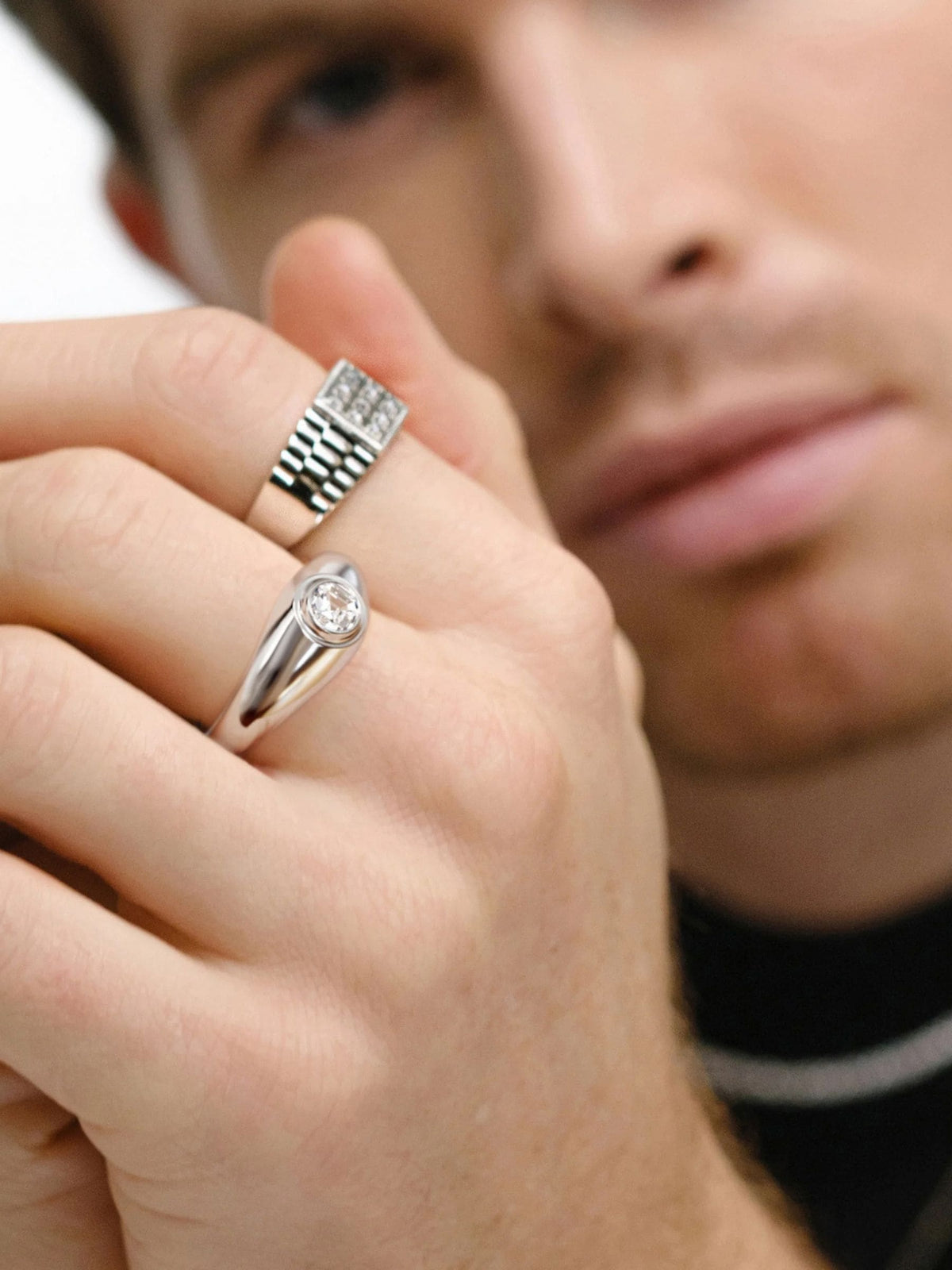 The Diamond Store men's 0.50ct round cut lab diamond signet ring in 9k white gold (British brand)
