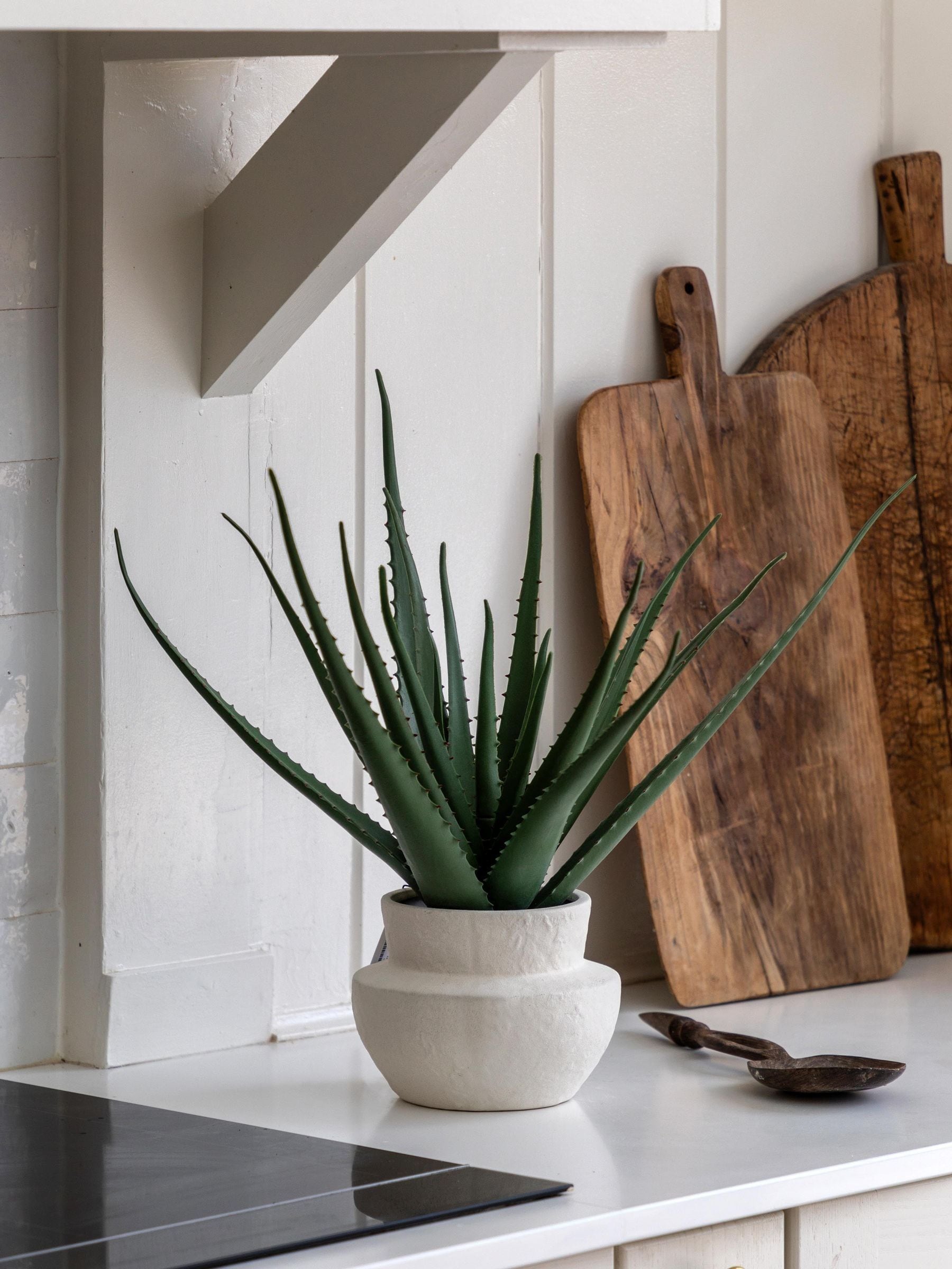 Gallery Home Faux Aloe Vera Ceramic Pot 51cm, UK version