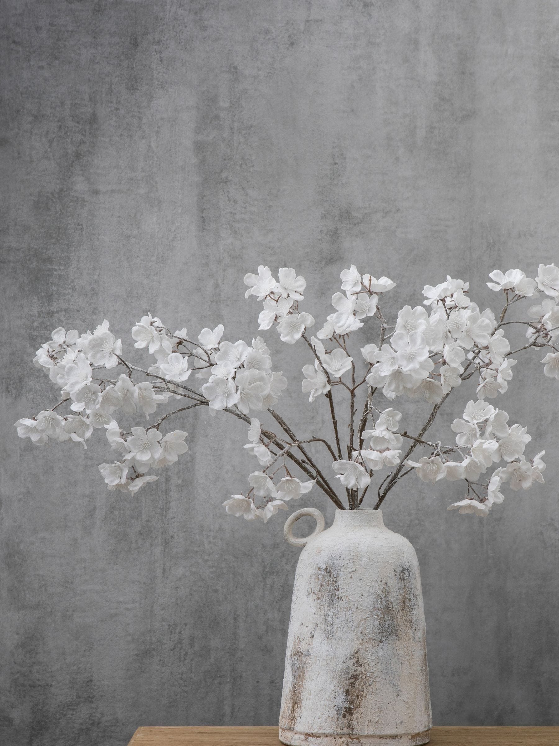 Gallery Home White Nori Bottle Small Vase, UK version