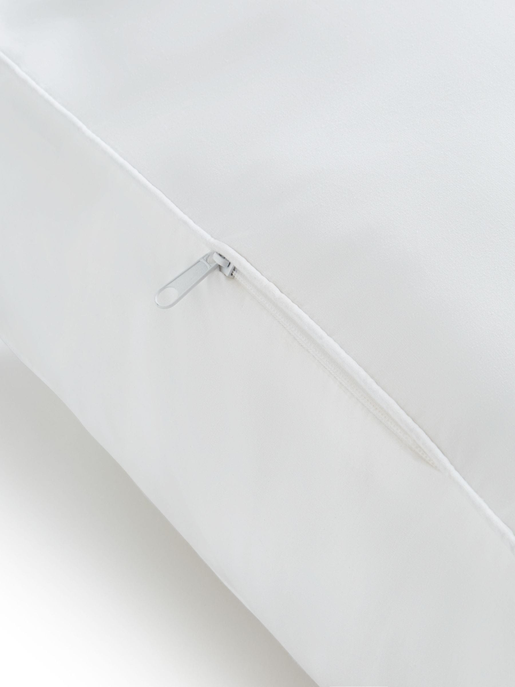 FBC Side Sleeper White Pillow 48 x 74 cm - British product