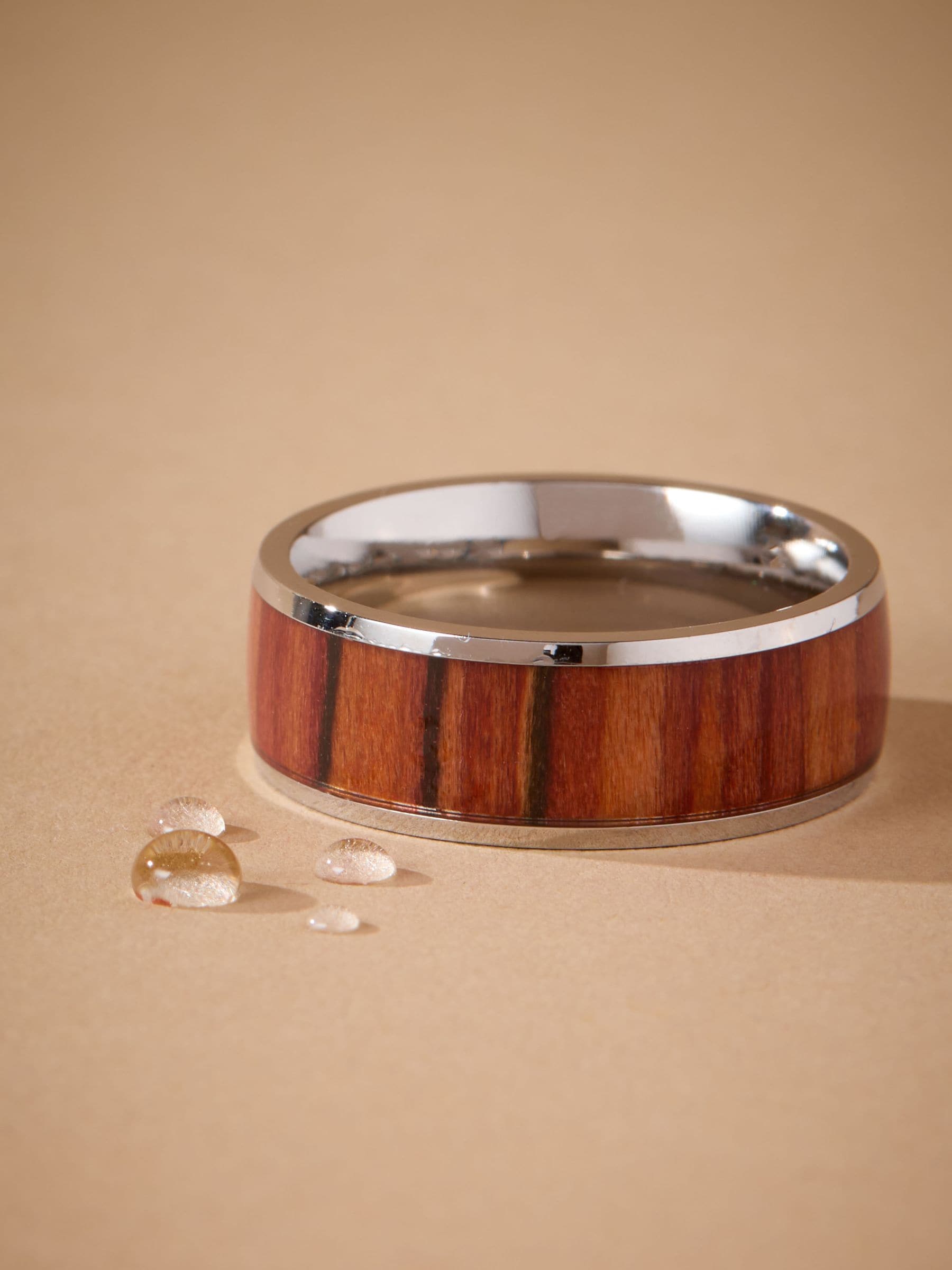 Silver tone stainless steel band detail ring (British brand)