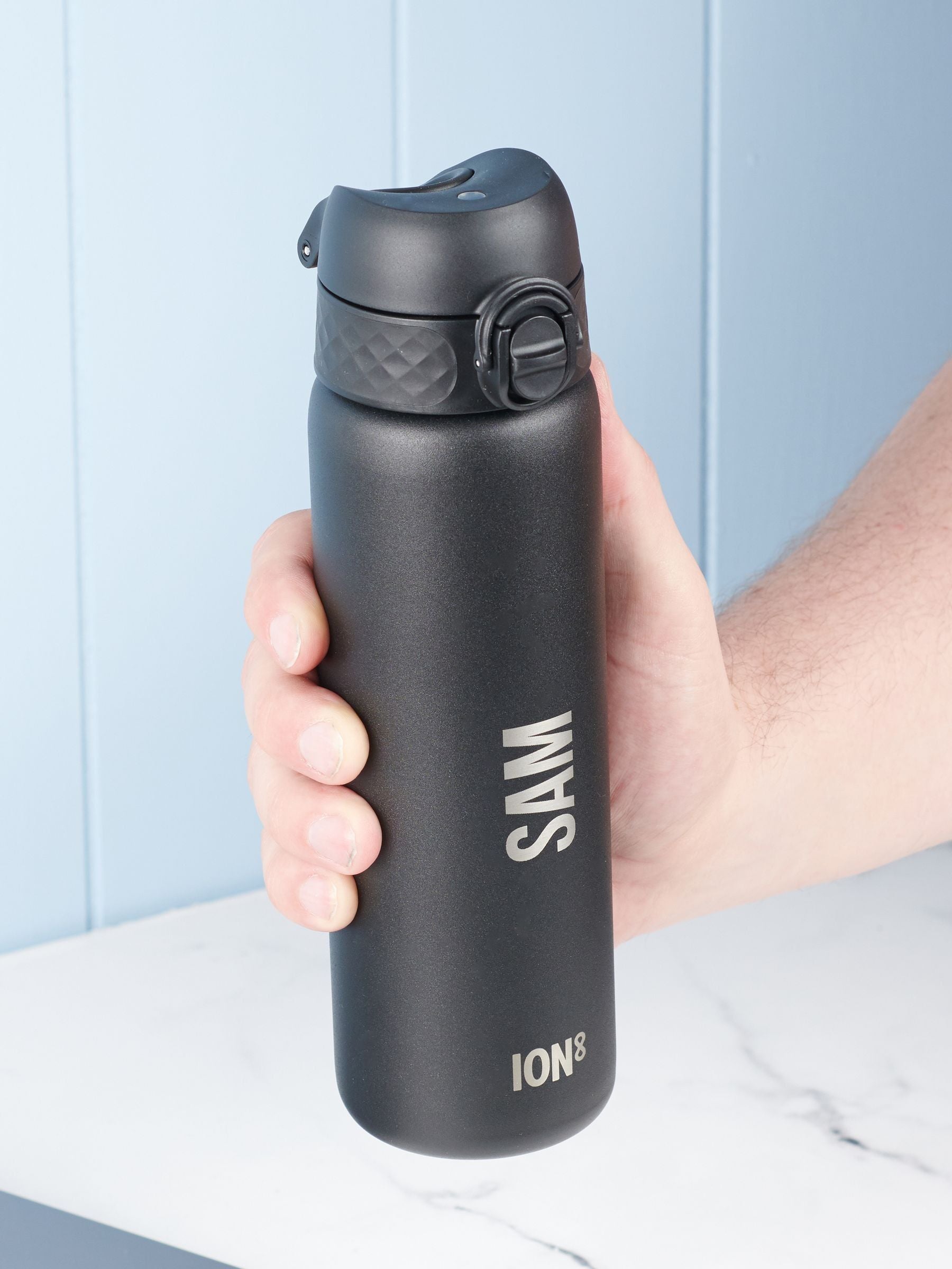Oakdene ION8 Black Stainless Steel Water Bottle 600ml, imported from the UK