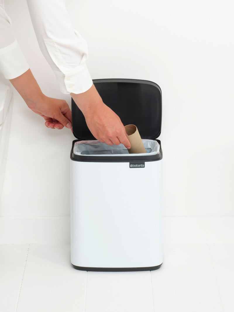 Brabantia White Bo waste bin 7 litre - British product