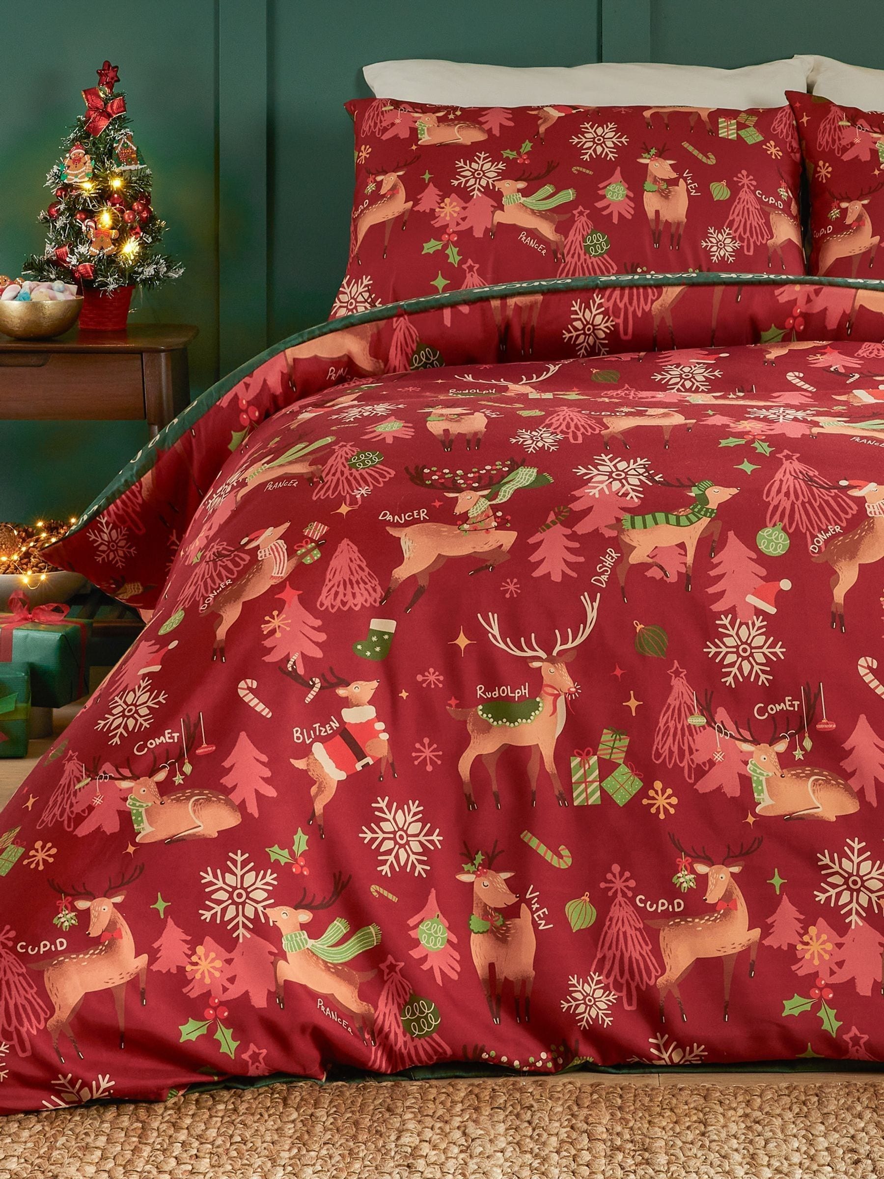 Red Christmas Sleigh Team duvet cover set - British product