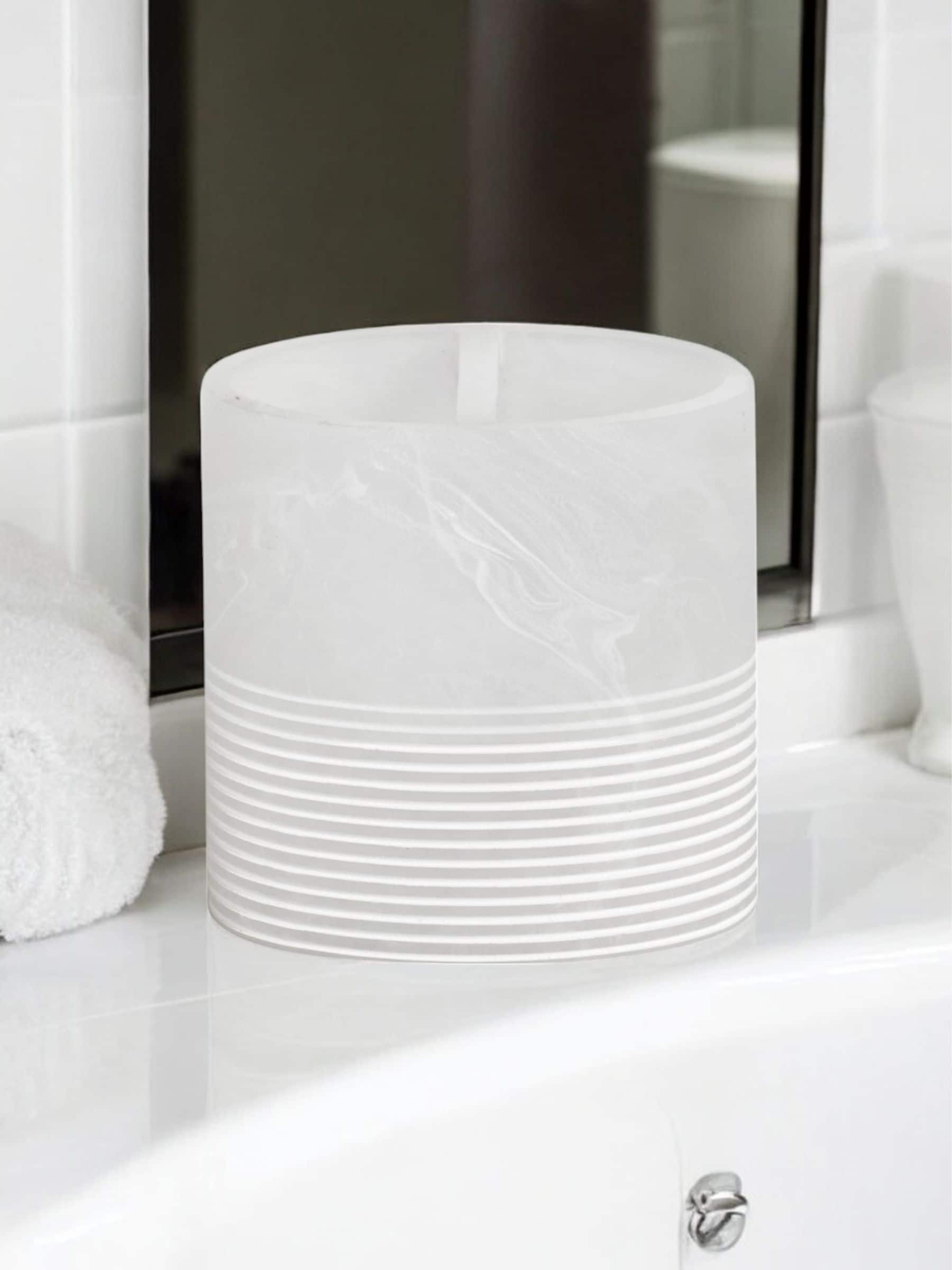 Showerdrape Frost Onyx White Bianco striped toothbrush holder size One (British brand)