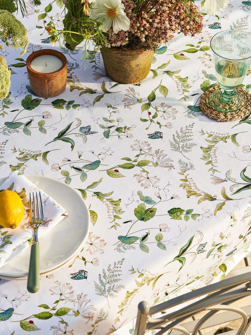 Sophie Allport Off White Wild Floral Print Cotton Tablecloth 280cm x 152cm (British brand)