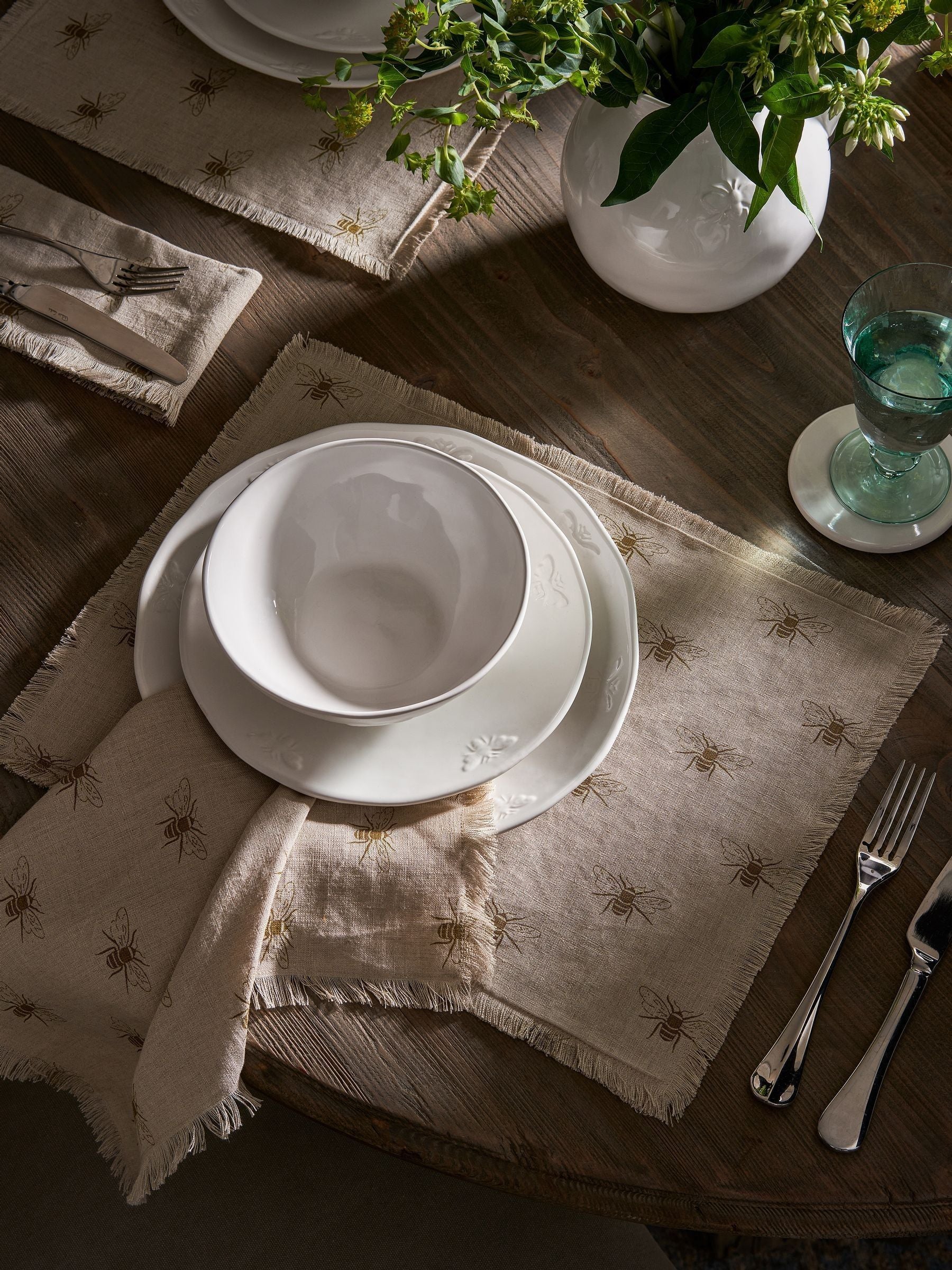 Sophie Allport natural linen bee placemats set of 2 (British brand)