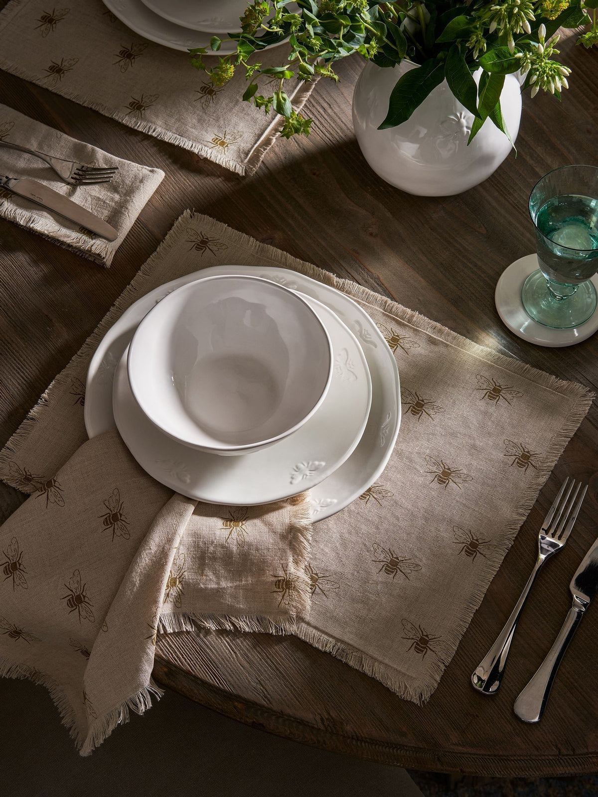 Sophie Allport natural linen bee placemats set of 2 (British brand)