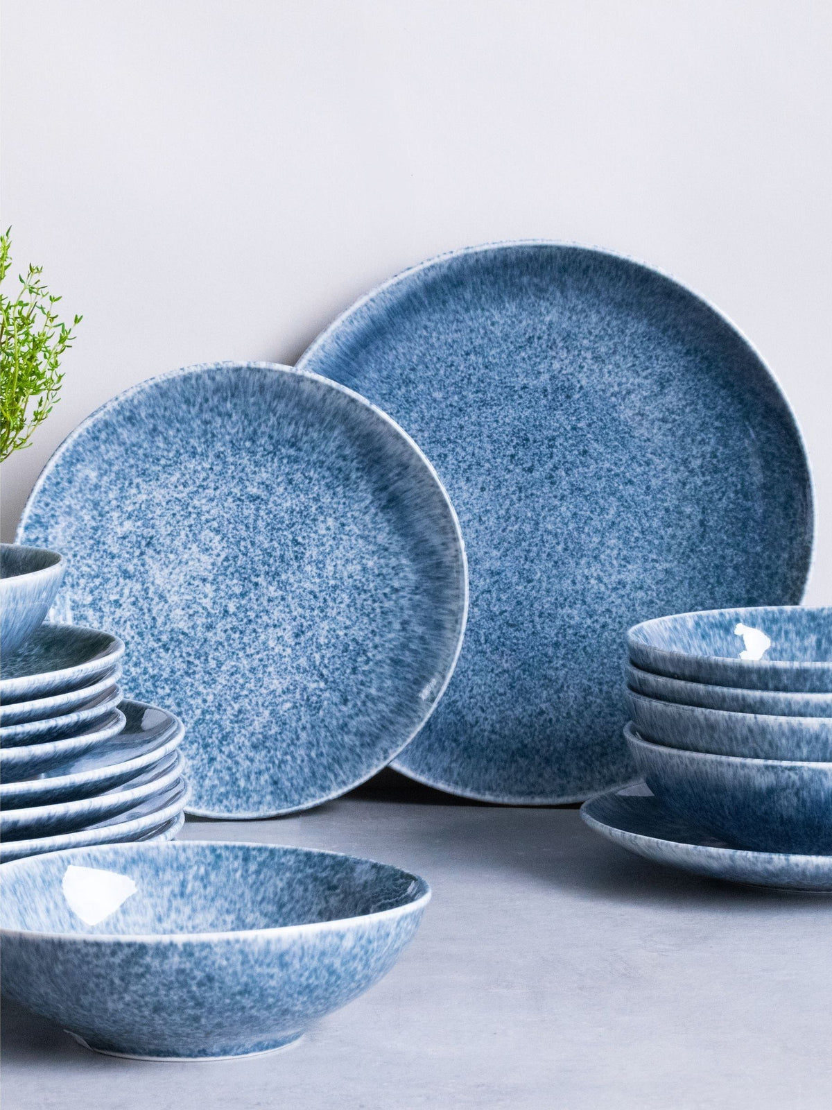 Code Maison Reactive Blue 18 Piece Feather Dinner Set