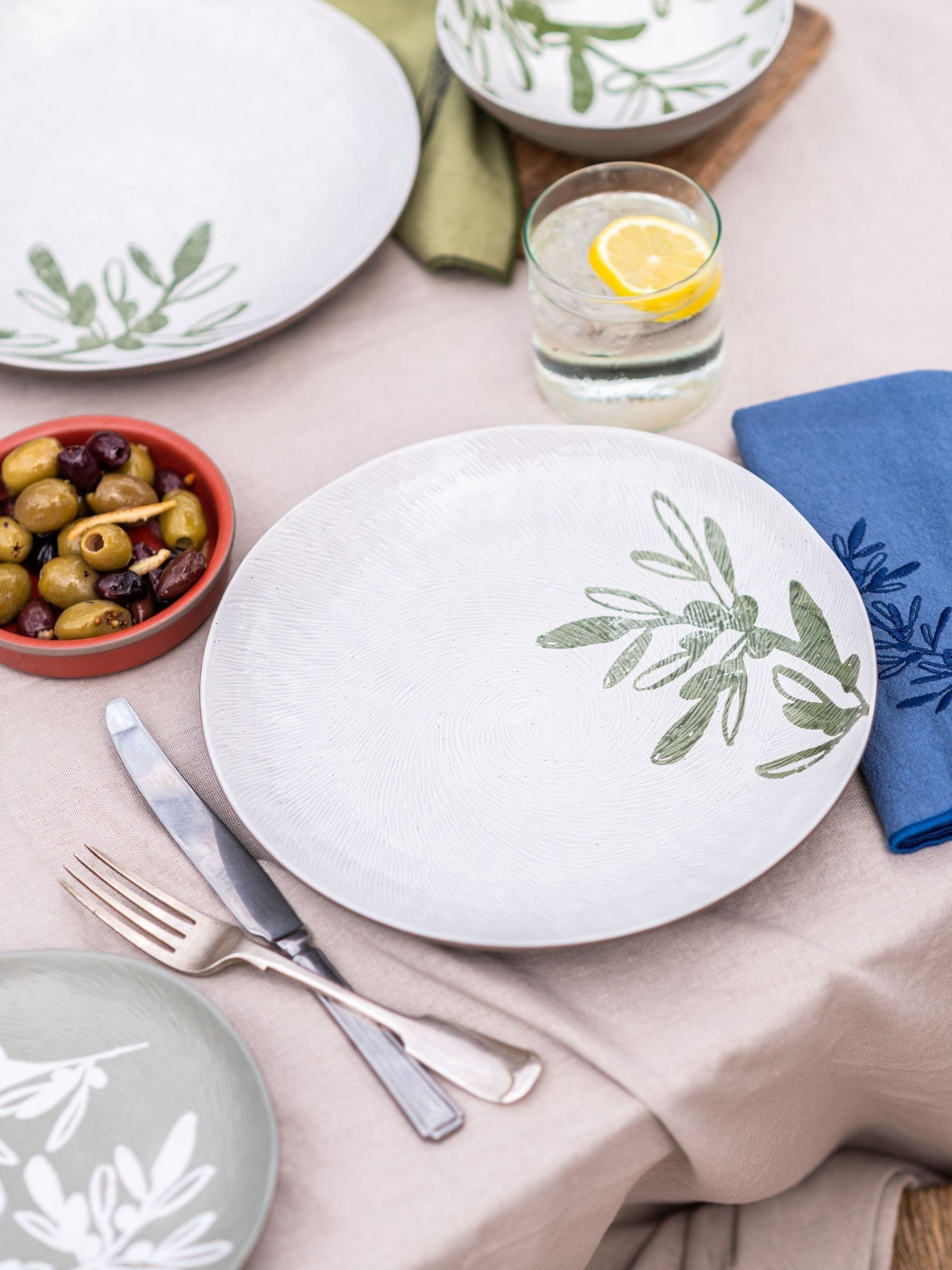 Purer Home white dinner plates set of 4, imported from the UK