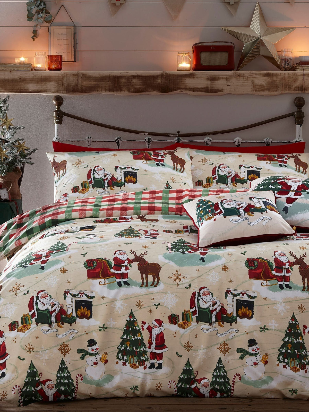 Furn Christmas Jolly Santa reversible duvet cover and pillowcase set - British product