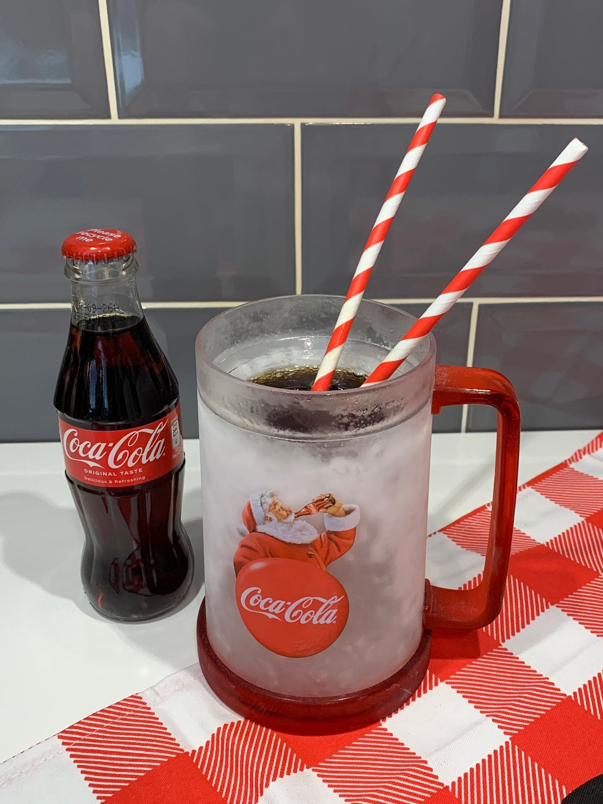 Coca-Cola chiller mug gift set with 200ml bottle - British product