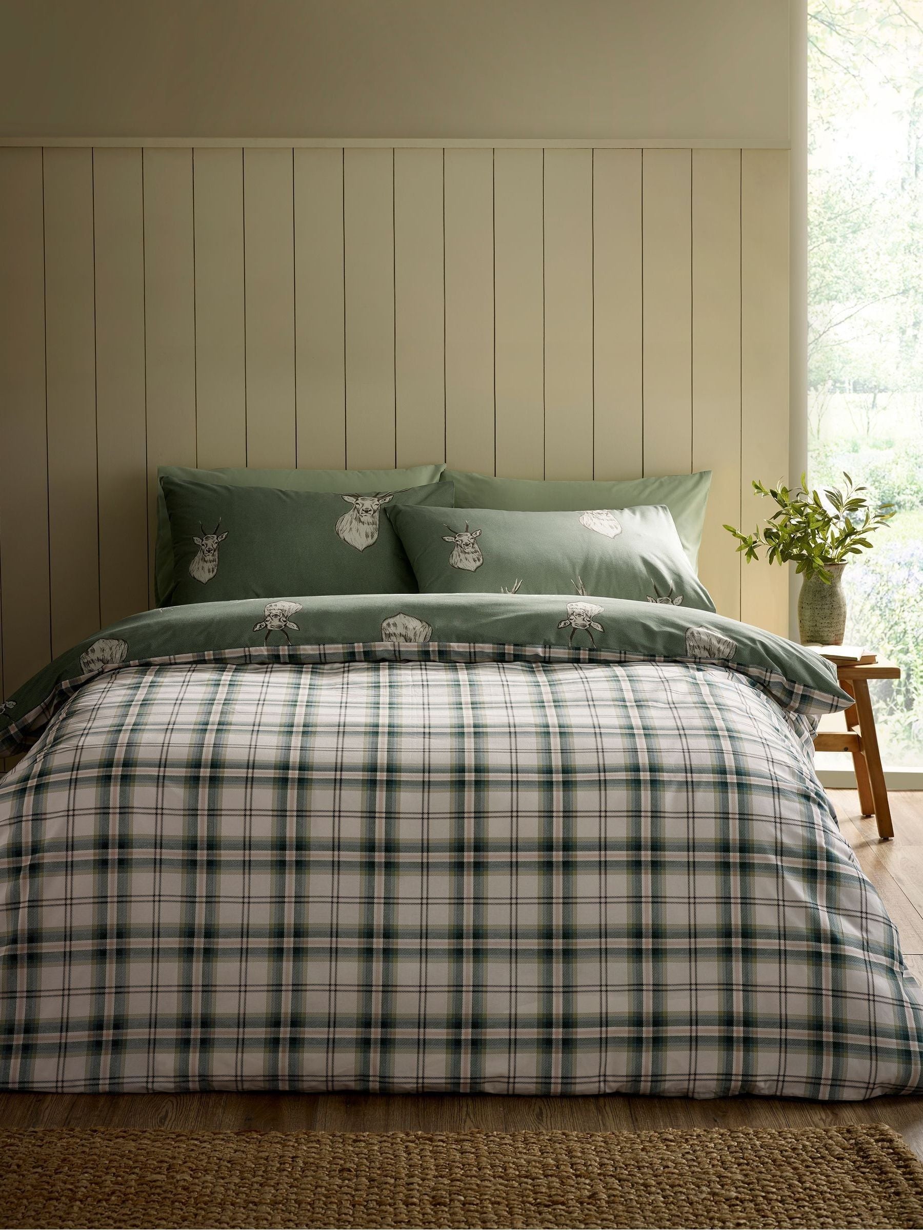 Catherine Lansfield Soft Green Christmas Stag Check Reversible Duvet Cover Set