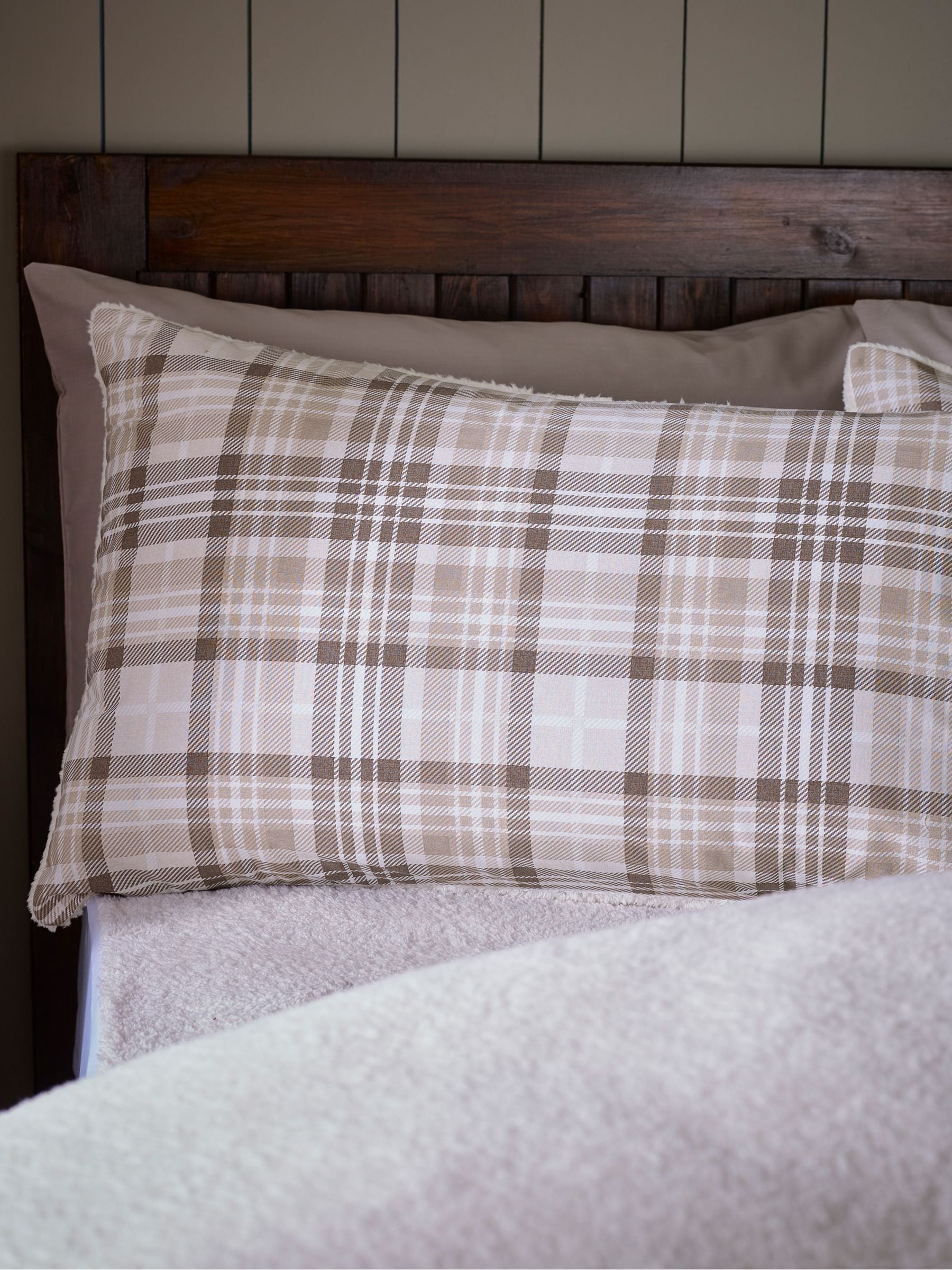 Catherine Lansfield natural cosy sherpa check duvet cover set - British product