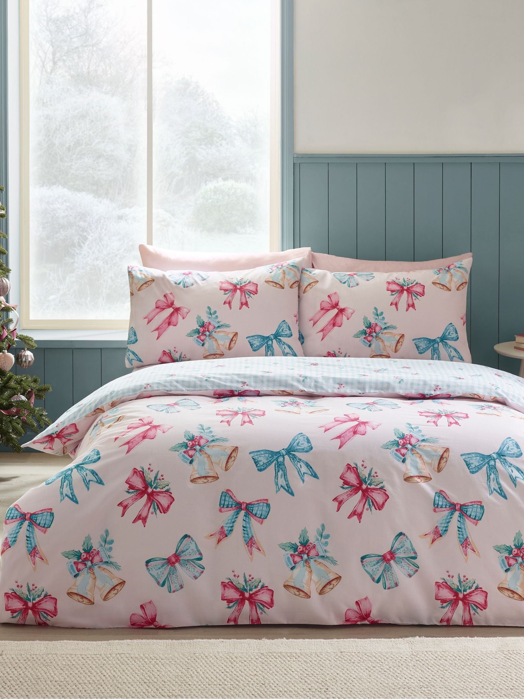 Catherine Lansfield Pink Christmas Bows And Bells Duvet Cover Set