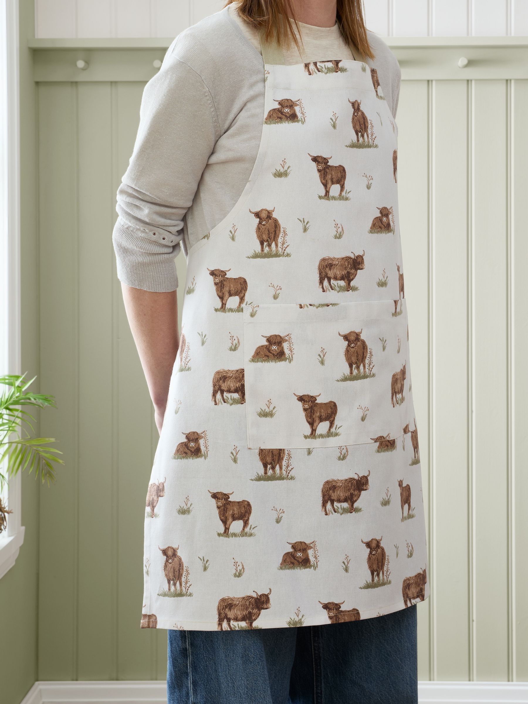 Catherine Lansfield Highland Cow kitchen apron One Size - British product