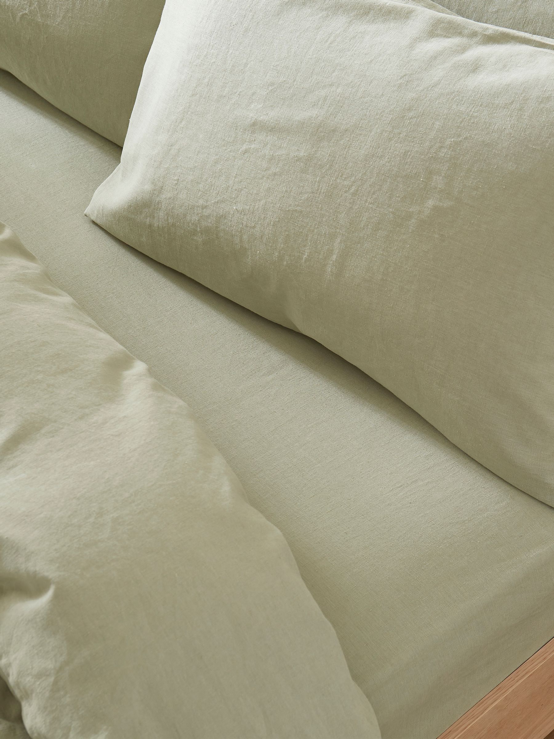 Martex Pistachio Green fitted sheet, imported from the UK