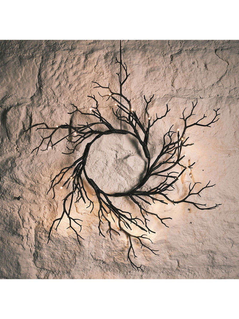 Lights4fun pre-lit black twig Halloween wreath 40cm, UK version