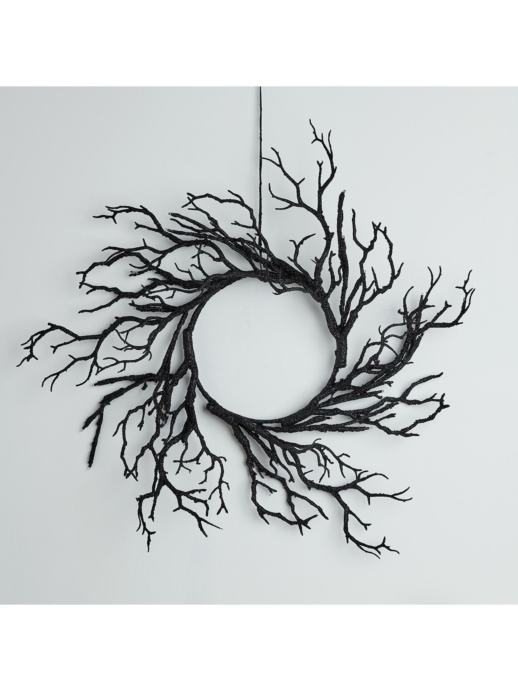 Lights4fun pre-lit black twig Halloween wreath 40cm, UK version