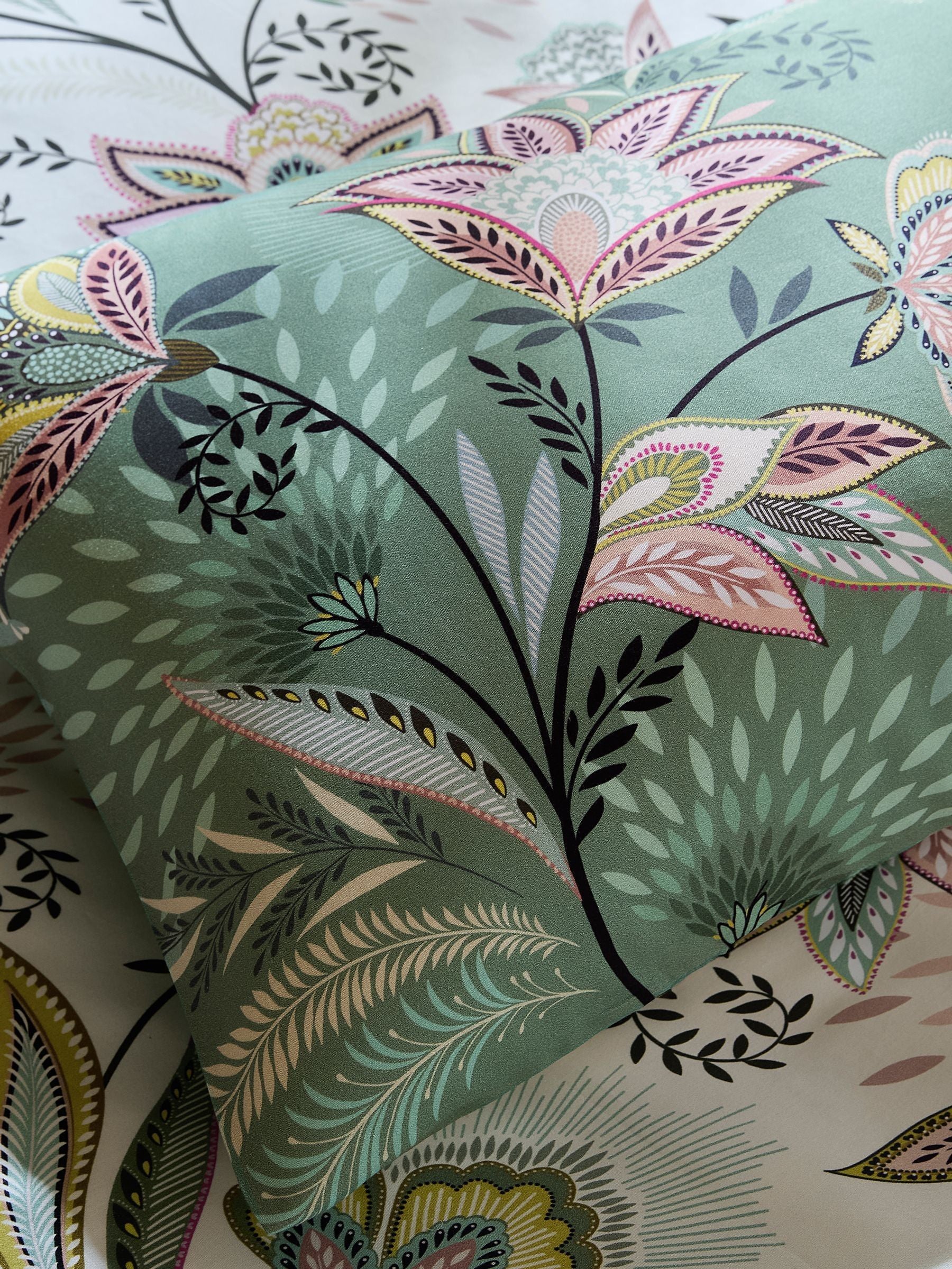 Sara Miller Green Passiflora duvet cover set (British brand)