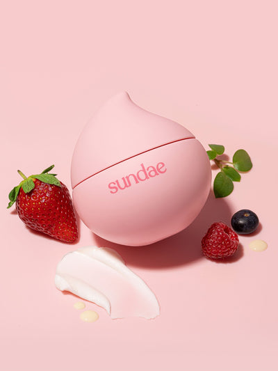 Sundae Very Berry Cat Grooming Brush for Short to Medium Hair