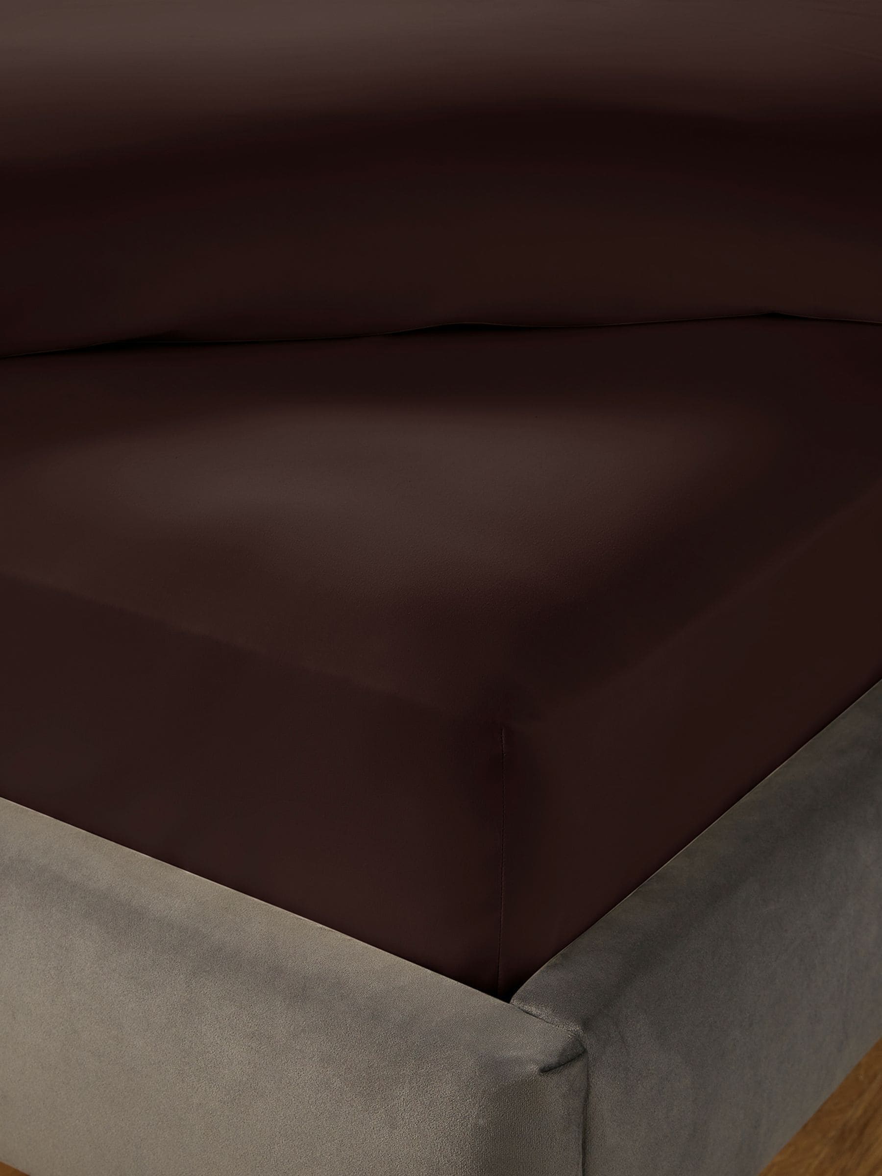 Silentnight Deep Plum fitted sheet 40cm (British brand)