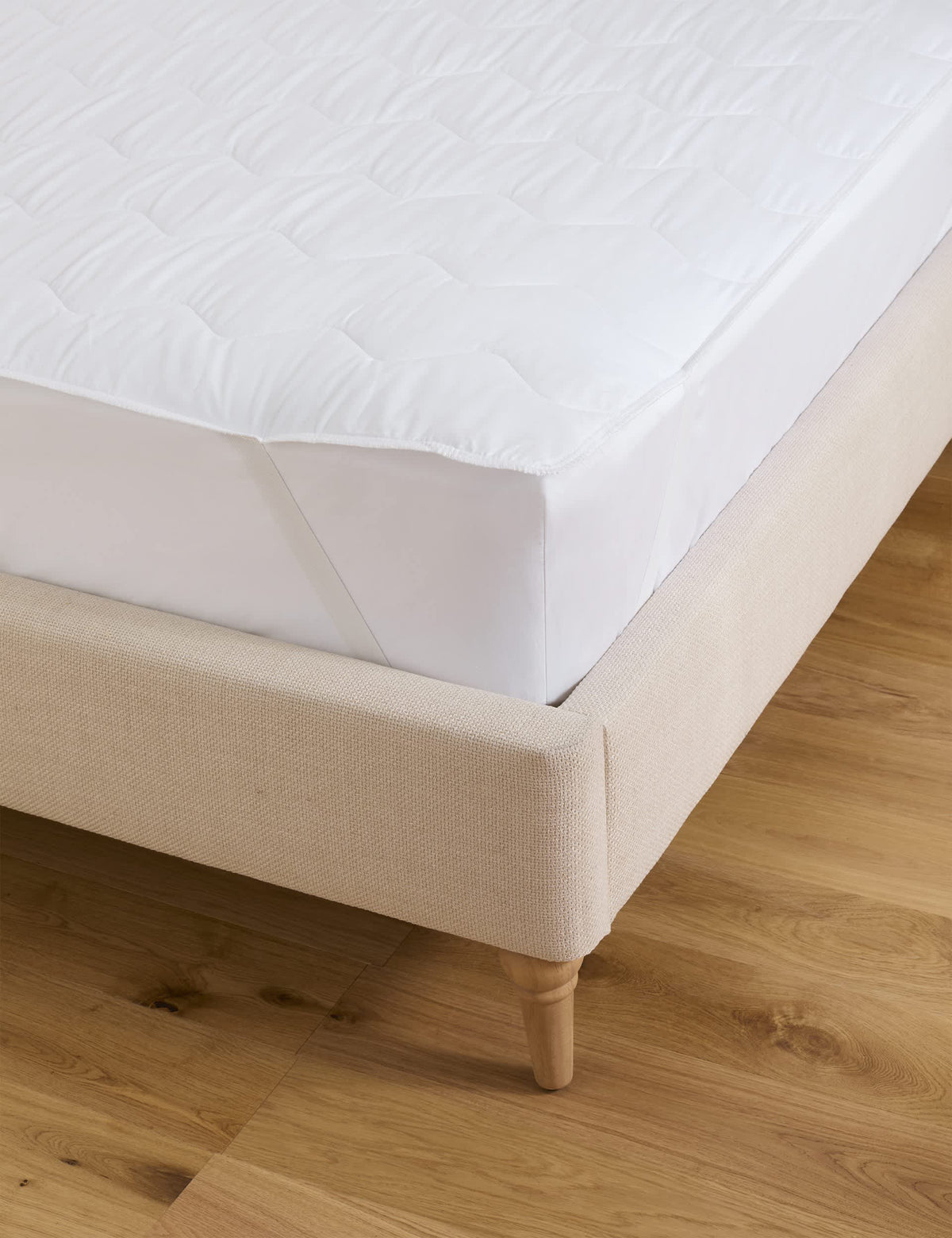 Warm & Toasty extra deep mattress protector (British brand)