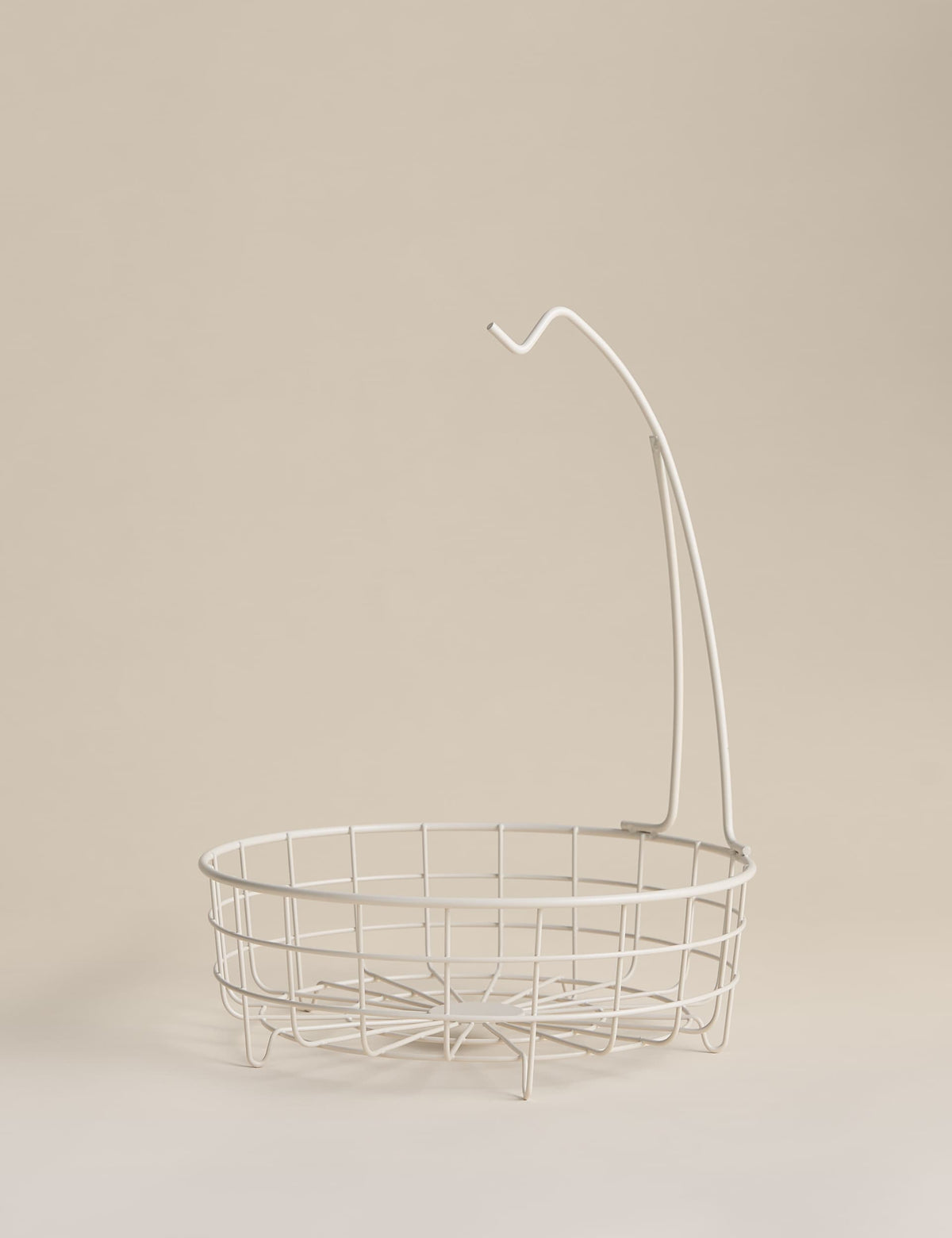 Wire fruit basket with banana hanger (British brand)
