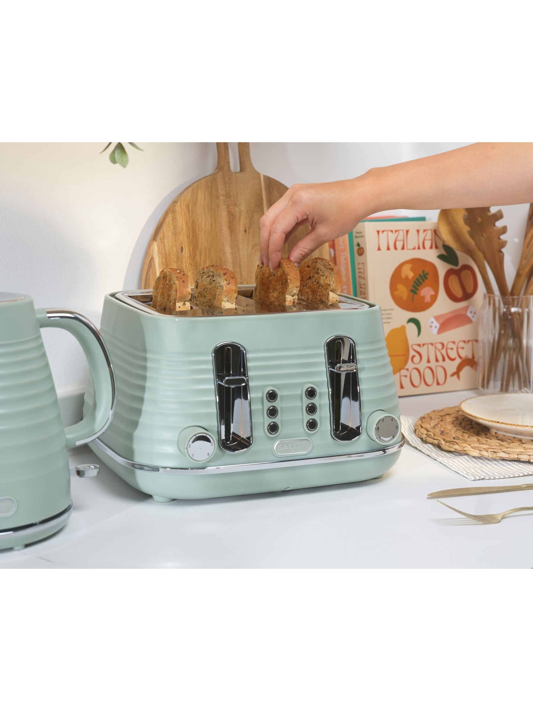 Salter Sage Ripple 4 slice toaster (British brand)