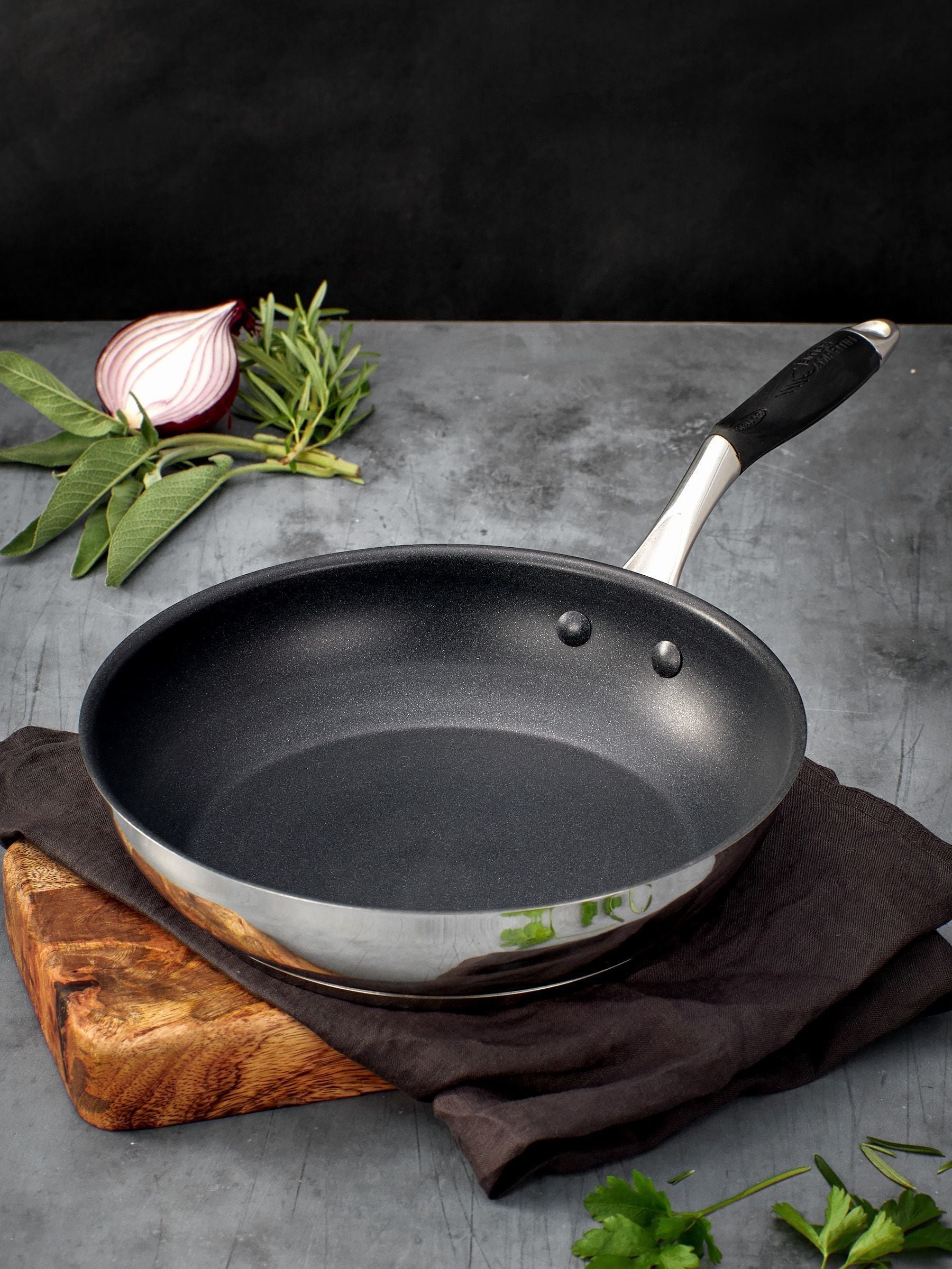 Stellar James Martin silver non-stick frying pan 24cm (British brand)