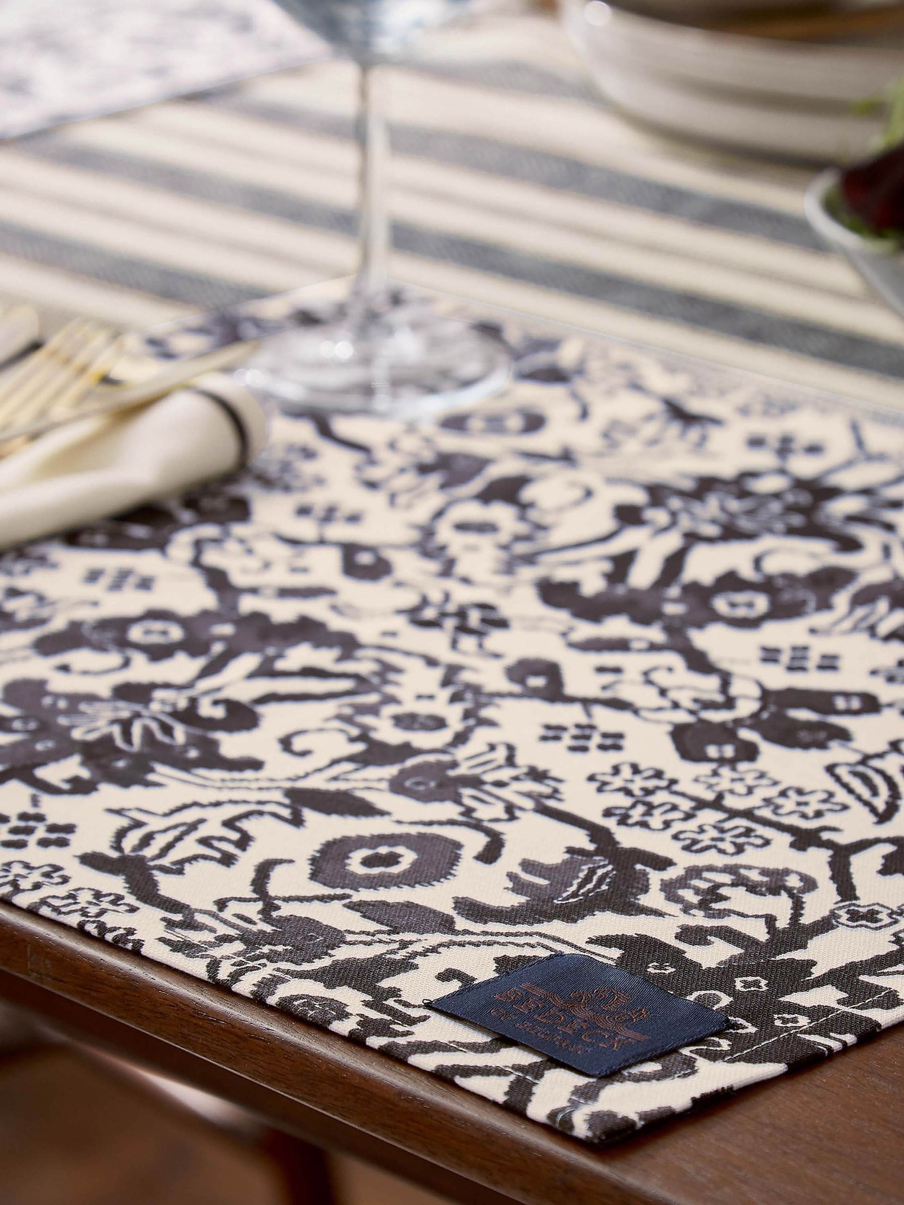Bedeck of Belfast charcoal Saja placemats set of 2 35x45cm - British product