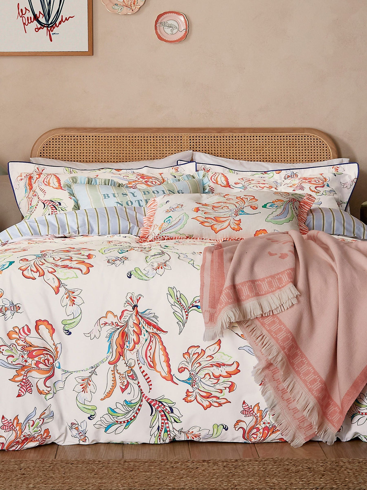 Yvonne Ellen Multi Signature Floral Print duvet cover set (British brand)