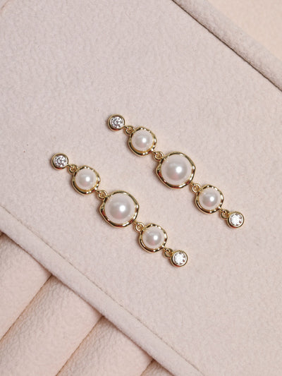 Graduated Pearl Drop Earrings in 14K Gold Plated Metal, 40mm Length