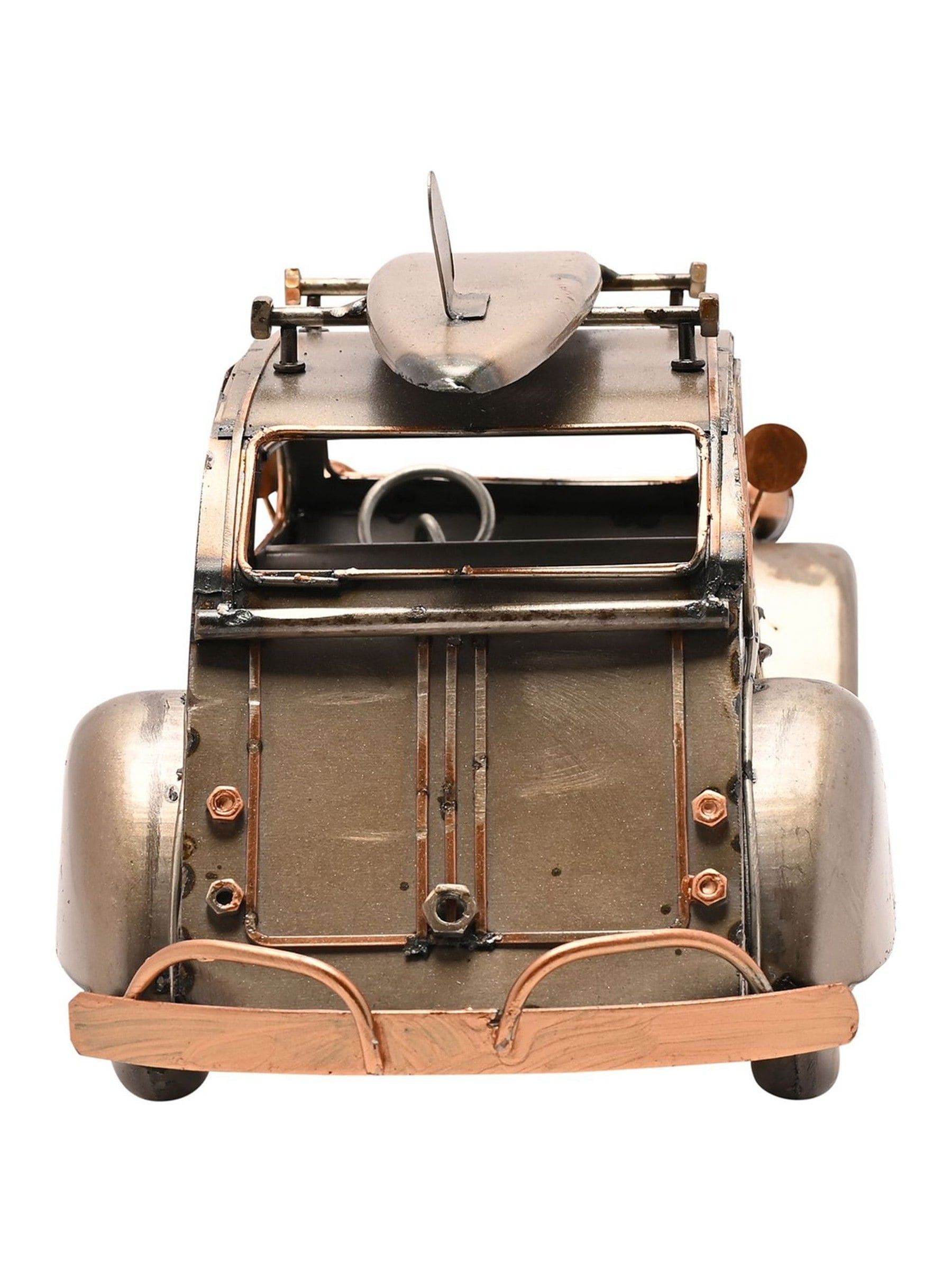 Widdop Gold Harvey Makin Ornament Beach Car