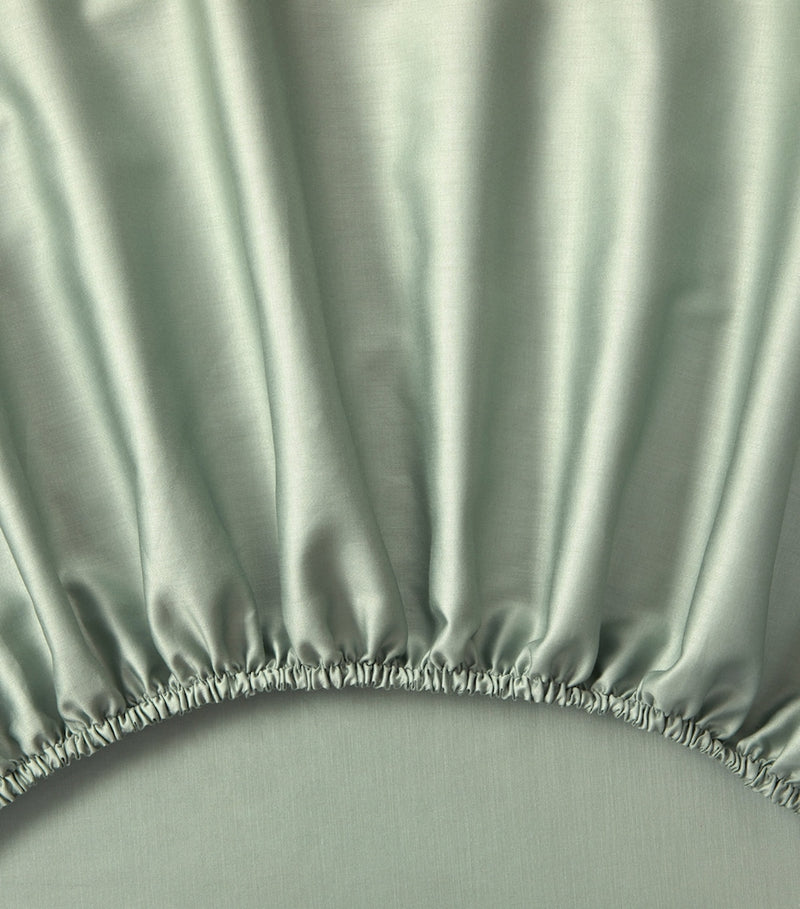 Yves Delorme Triomphe King Fitted Sheet 150cm x 200cm (British brand)