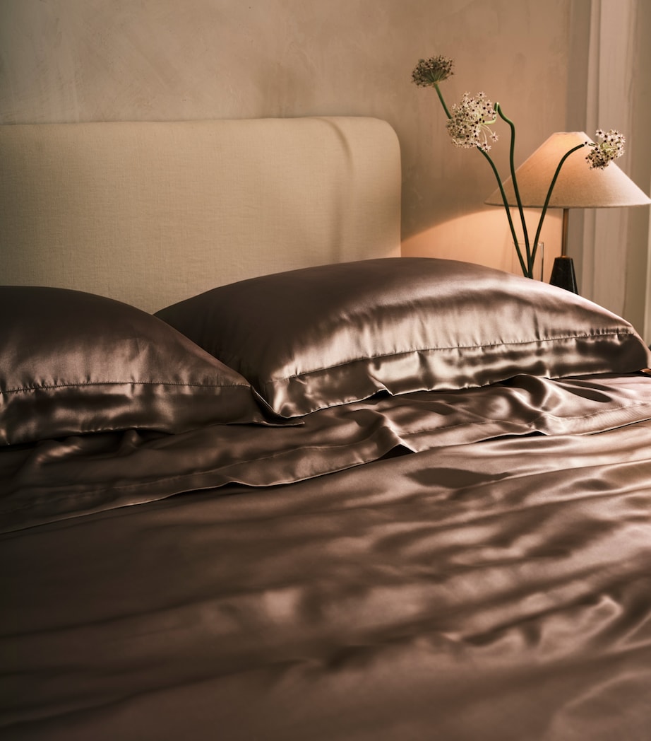 Gingerlily Silk Mocha King Fitted Sheet 150cm x 200cm - British product