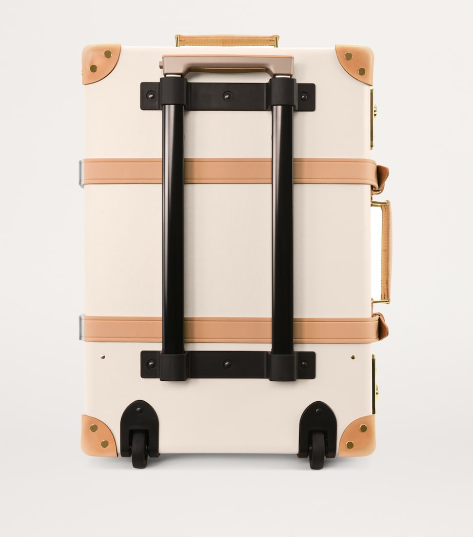 Globe-Trotter Safari 2-Wheel Suitcase (58cm)